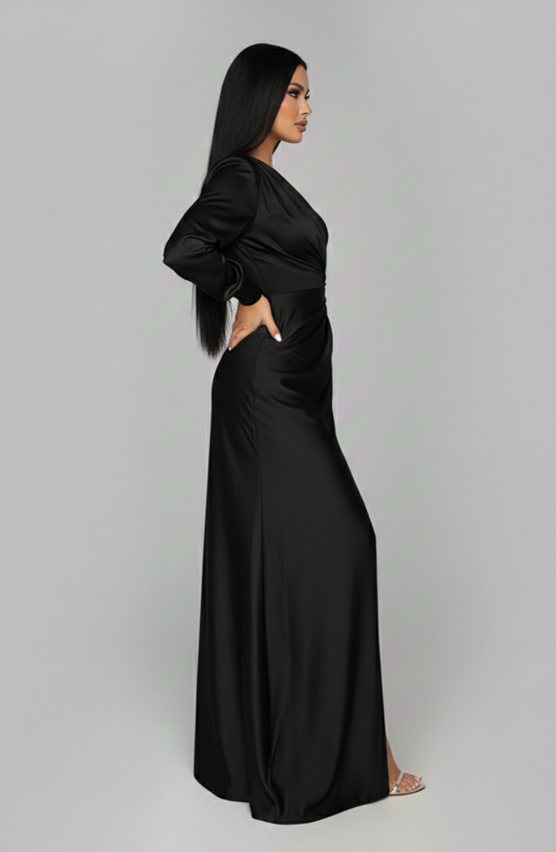 Maxi Dress with Refined Silhouette in Soft Fabric for Special Occasions