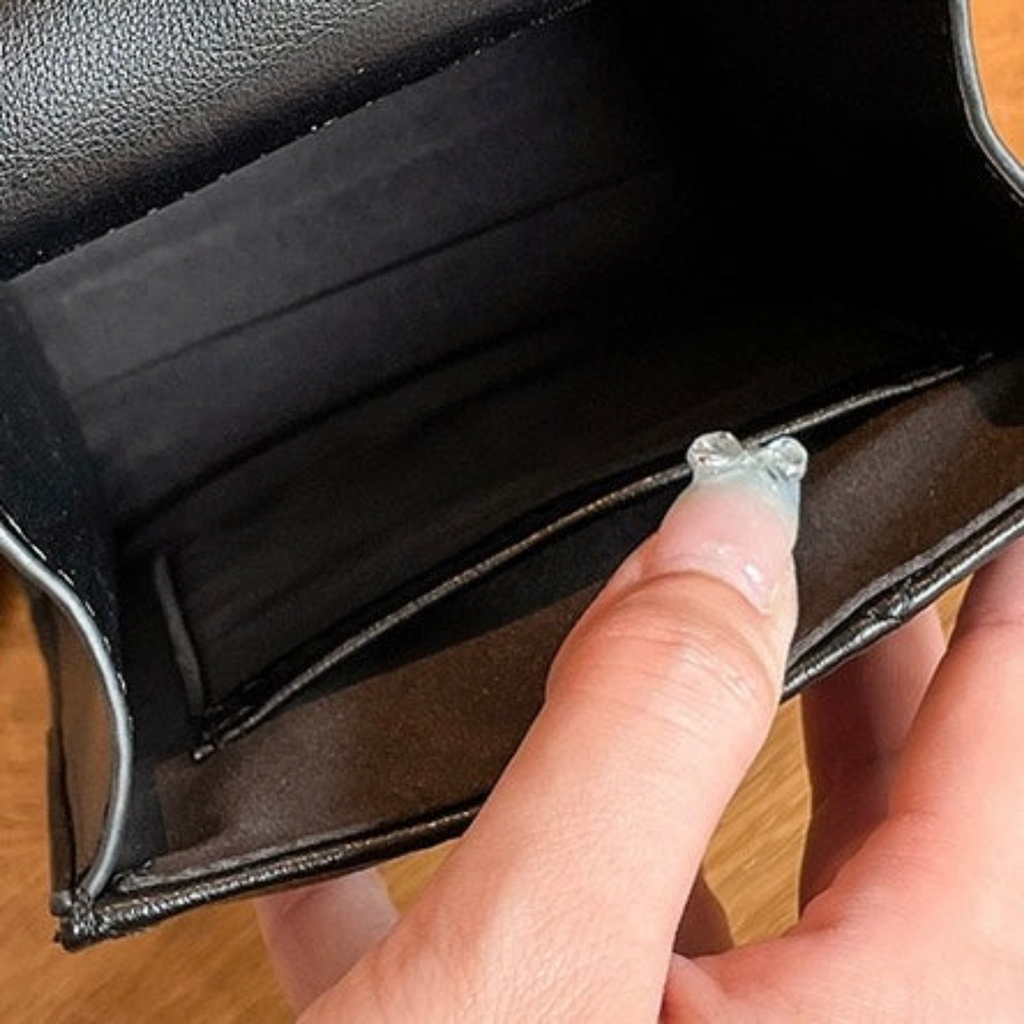 Genuine Leather Mini Crossbody Phone Bag UK – Everyday Use Accessory, Smart Casual & Evening