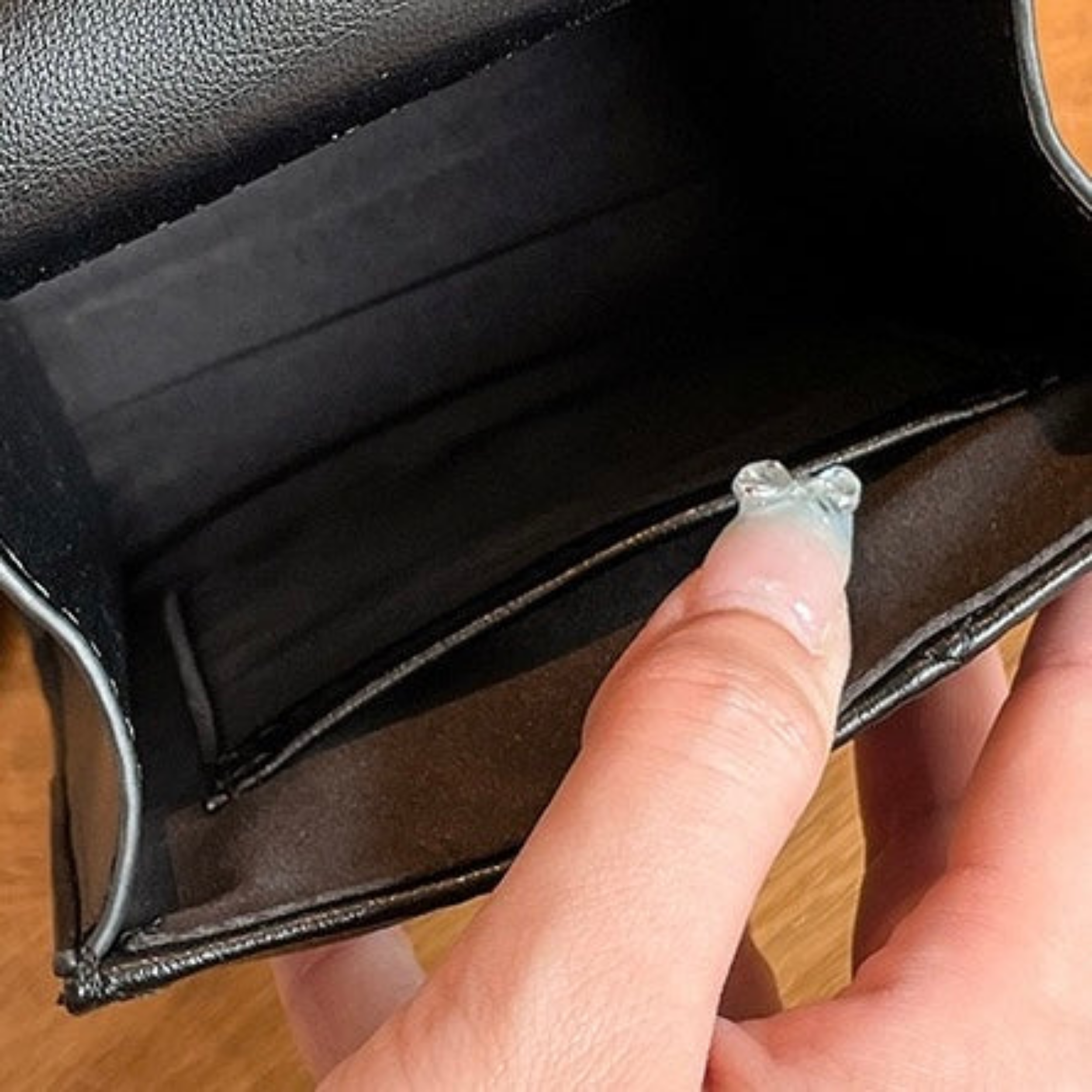 Genuine Leather Mini Crossbody Phone Bag UK – Everyday Use Accessory, Smart Casual & Evening