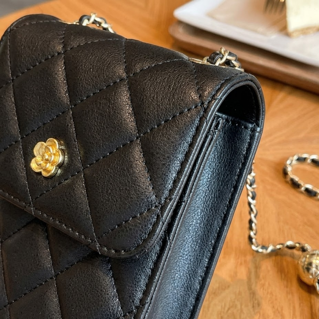 Genuine Leather Mini Crossbody Phone Bag UK – Everyday Use Accessory, Smart Casual & Evening
