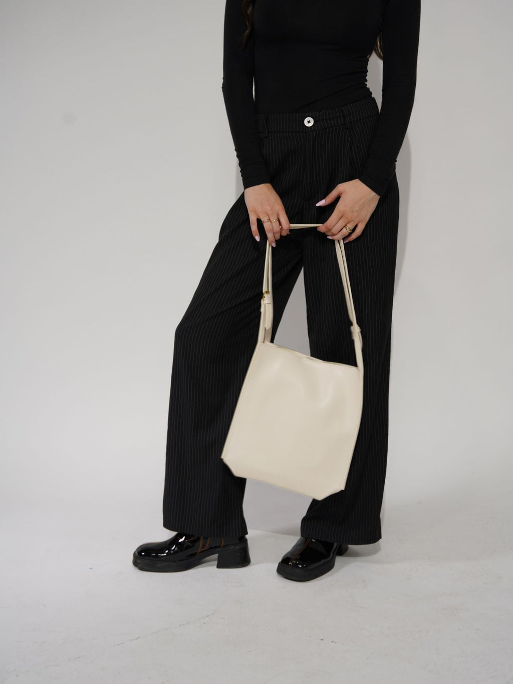 Vegan Leather Shoulder Bag Women UK – Daily Chic Design for Brunch, Smart Casual