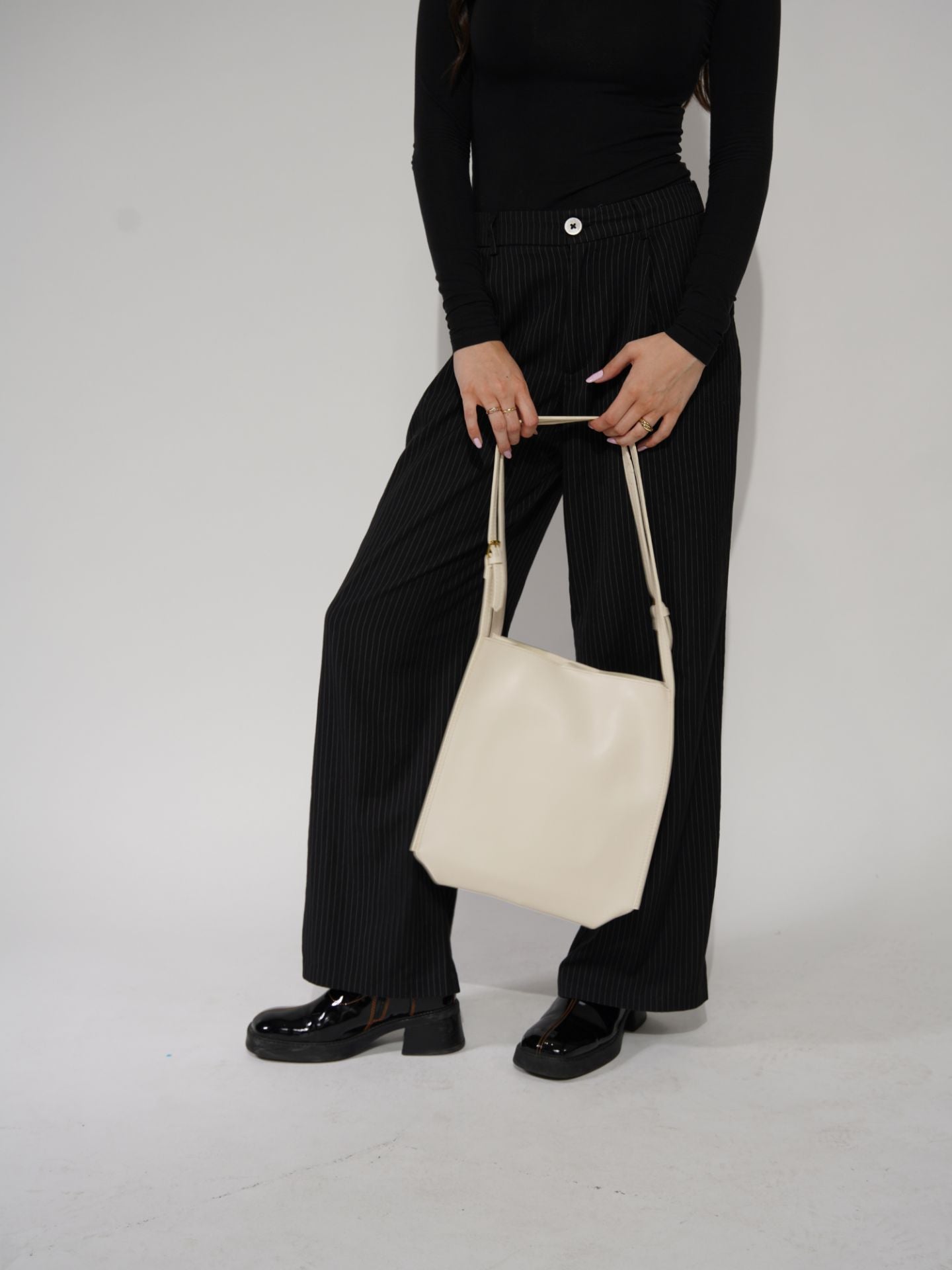 Vegan Leather Shoulder Bag Women UK – Daily Chic Design for Brunch, Smart Casual