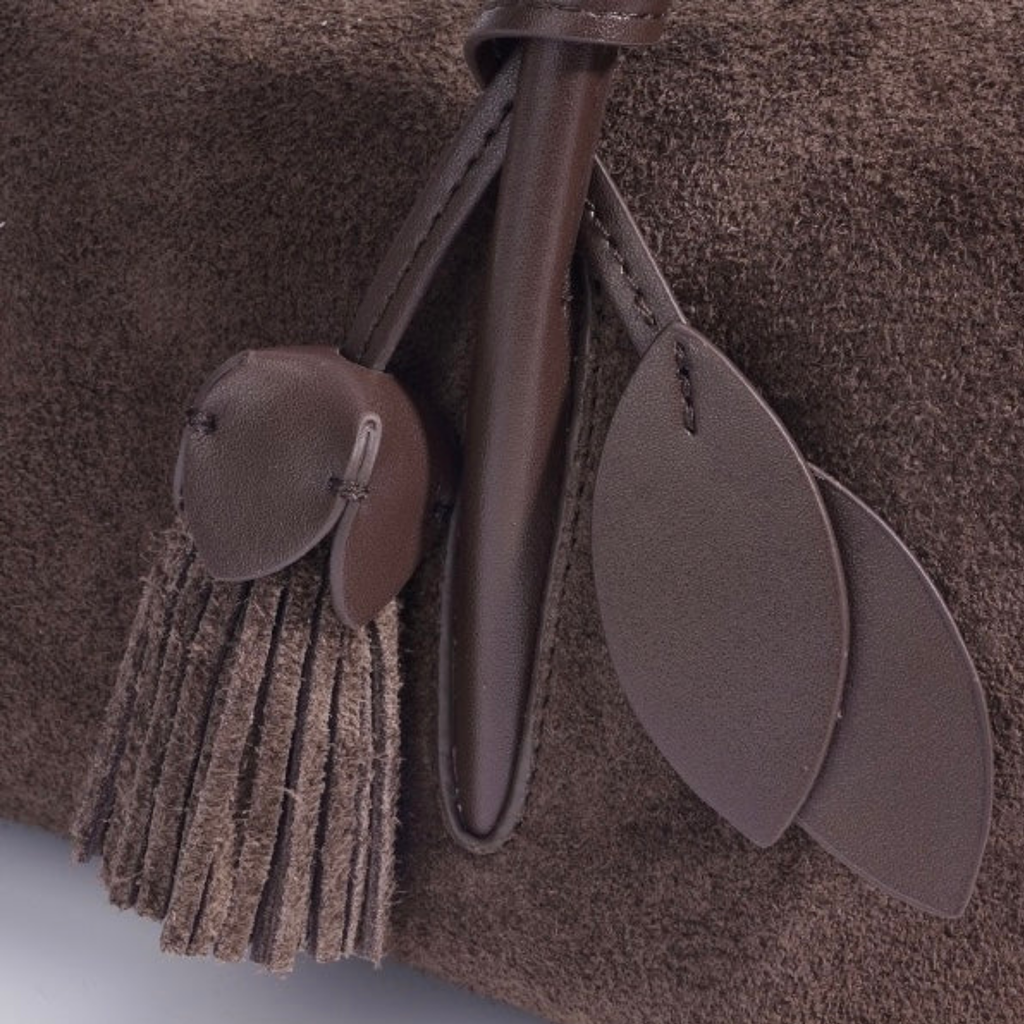 Leather Tassel Pendant Shoulder Bag UK – Stylish Pillow Design for Smart Casual, Office Wear