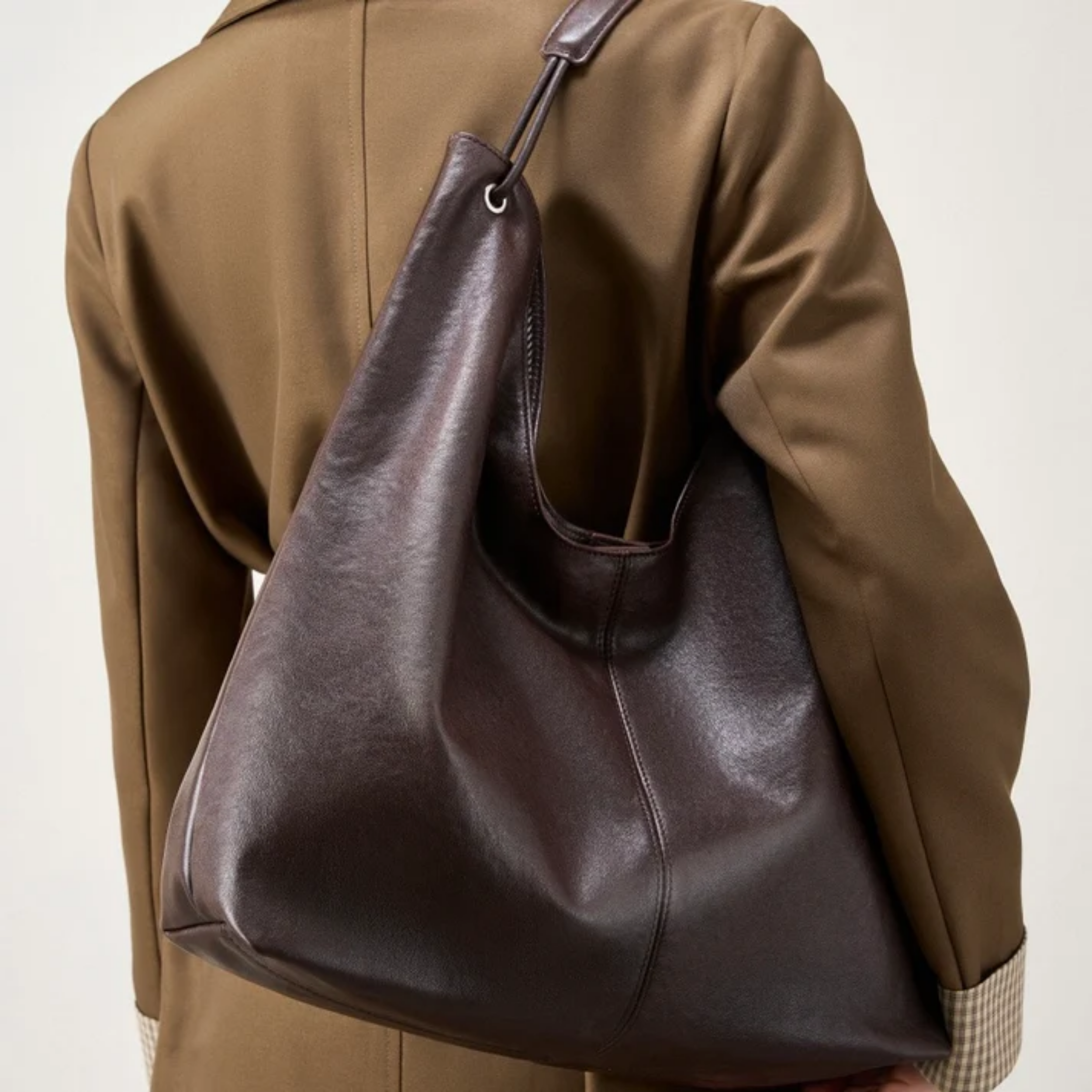 Genuine Leather Tote Bag Women UK – Stylish Handbag for Workwear, Smart Casual