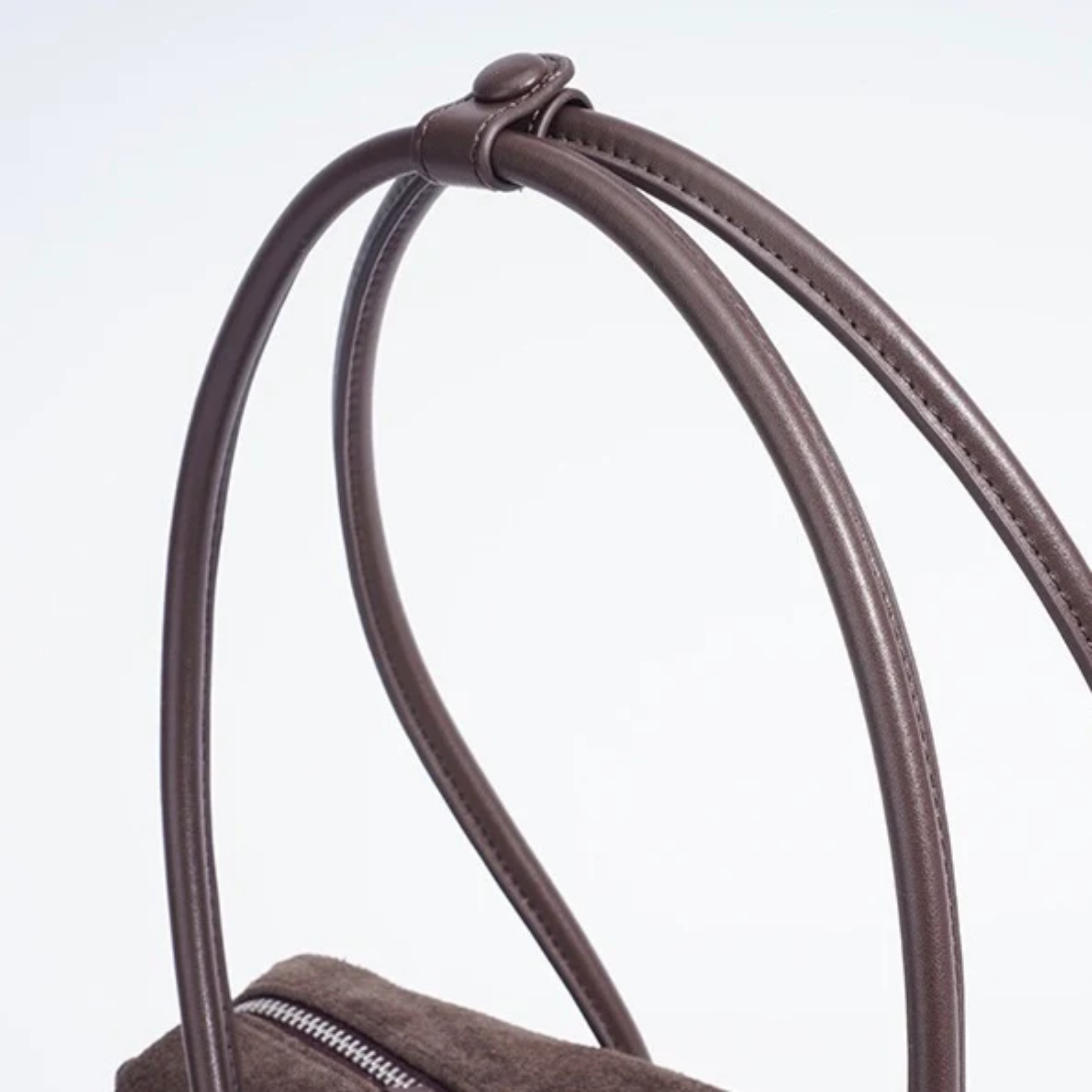 Leather Tassel Pendant Shoulder Bag UK – Stylish Pillow Design for Smart Casual, Office Wear