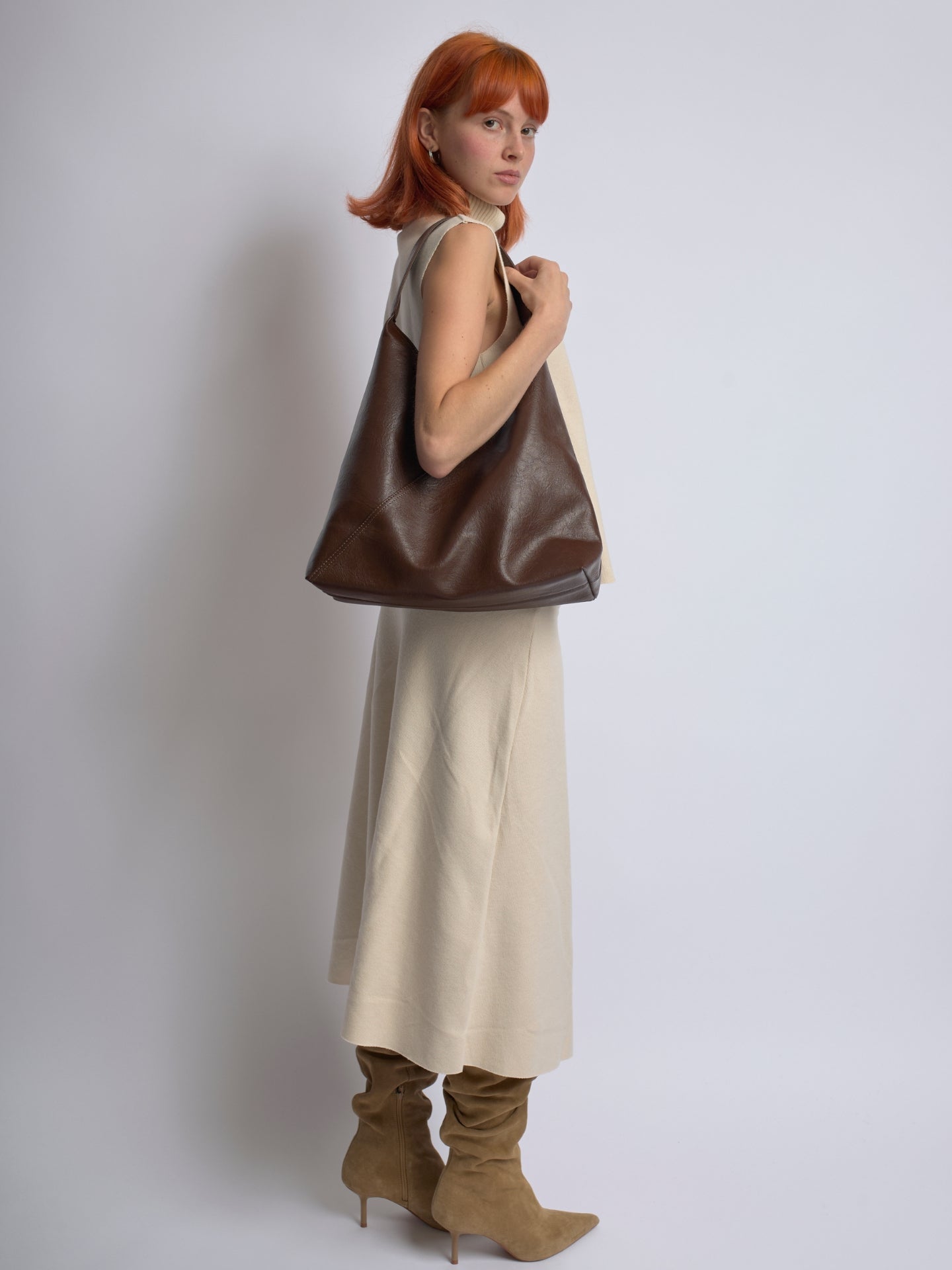 Brown Leather Shoulder Bag Women UK – Versatile Handbag for Workwear, Smart Casual