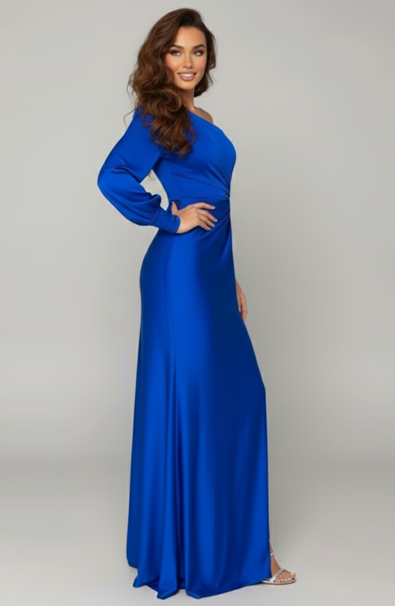 Maxi Dress with Refined Silhouette in Soft Fabric for Special Occasions