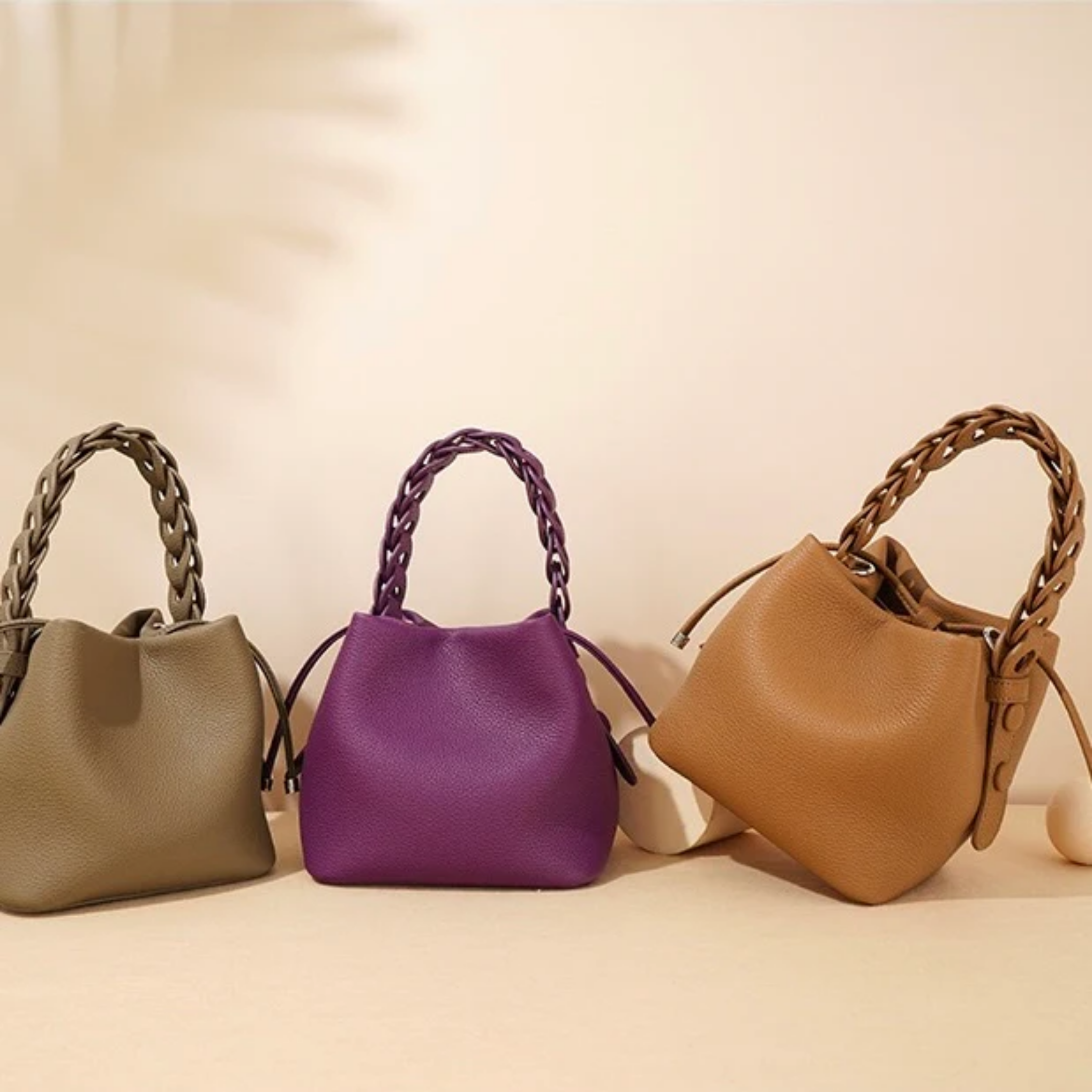 Top-Grain Leather Bucket Bag Women UK – Stylish Everyday Tote, Smart Casual Office & Holiday Wear