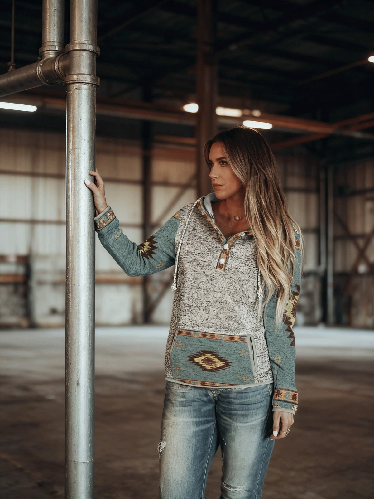 Western Hooded Sweatshirt | Cozy Cotton Blend | Casual Outdoor Wear