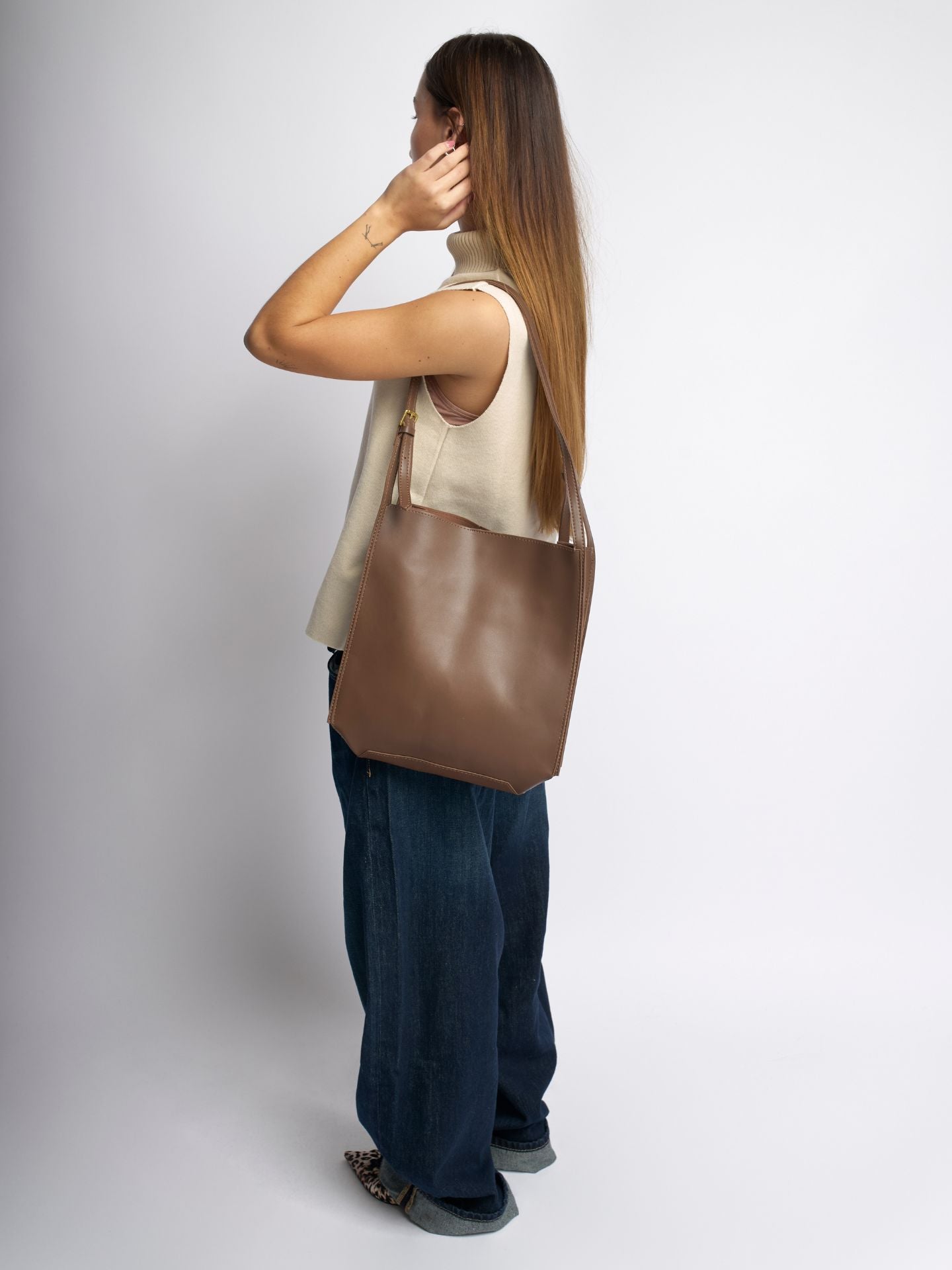 Vegan Leather Shoulder Bag Women UK – Daily Chic Design for Brunch, Smart Casual