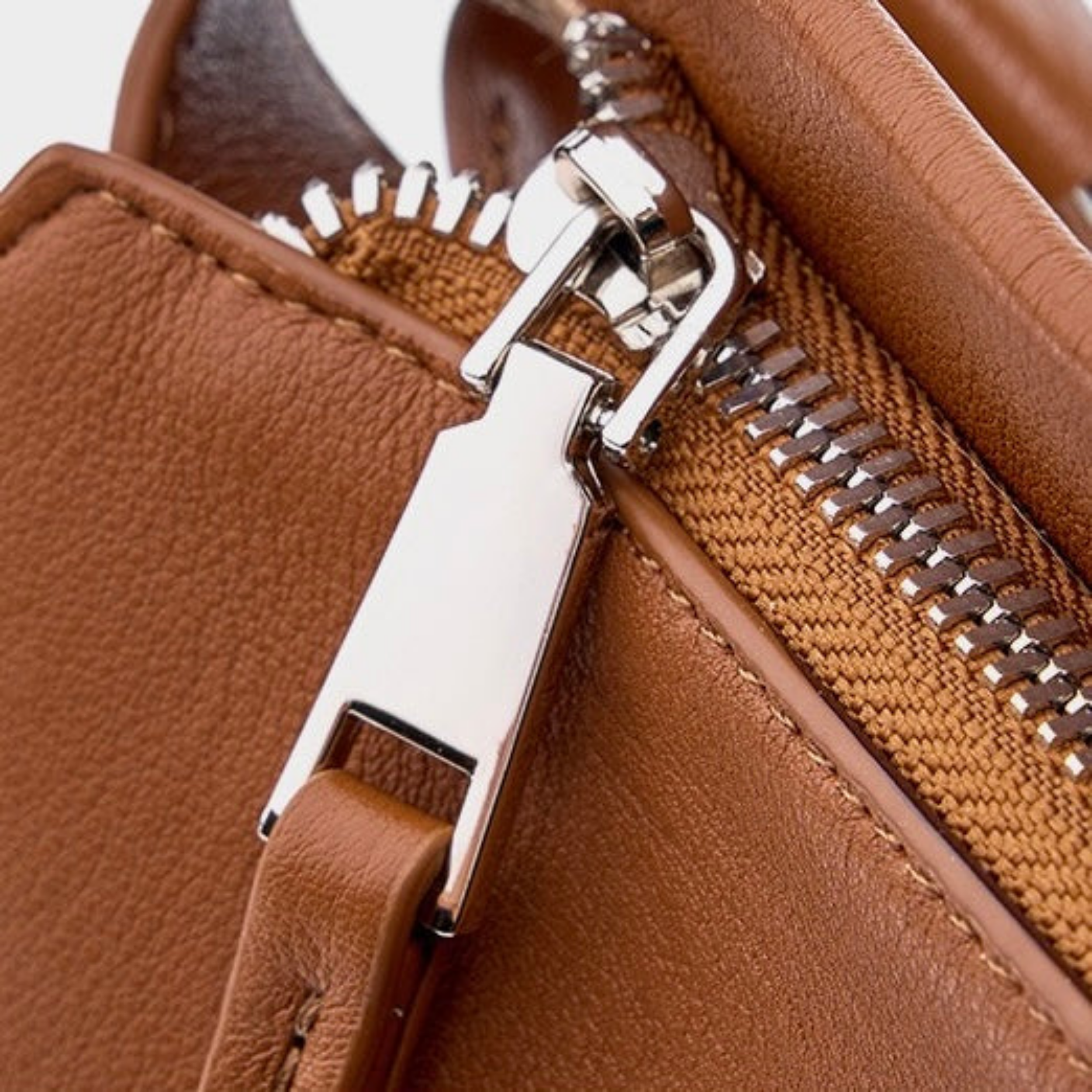 Brown Genuine Leather Tote Bag Women UK – Stylish Durable Handbag, Everyday Use & Smart Casual