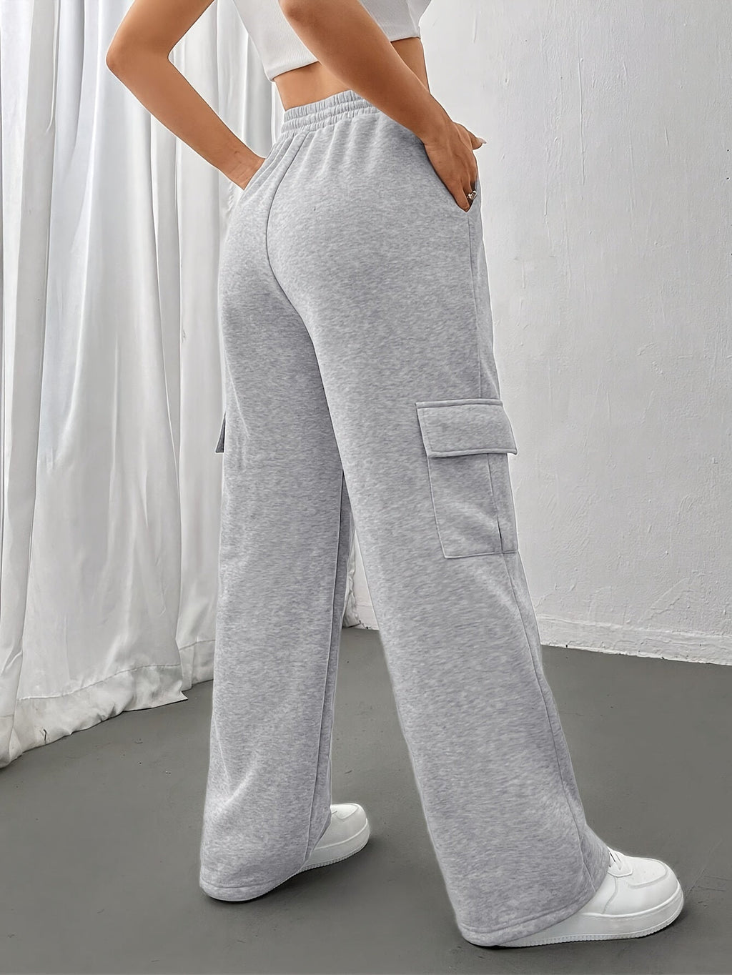 Relaxed Cargo Sweatpants for Women | Soft Cotton Blend | Casual Comfort Wear