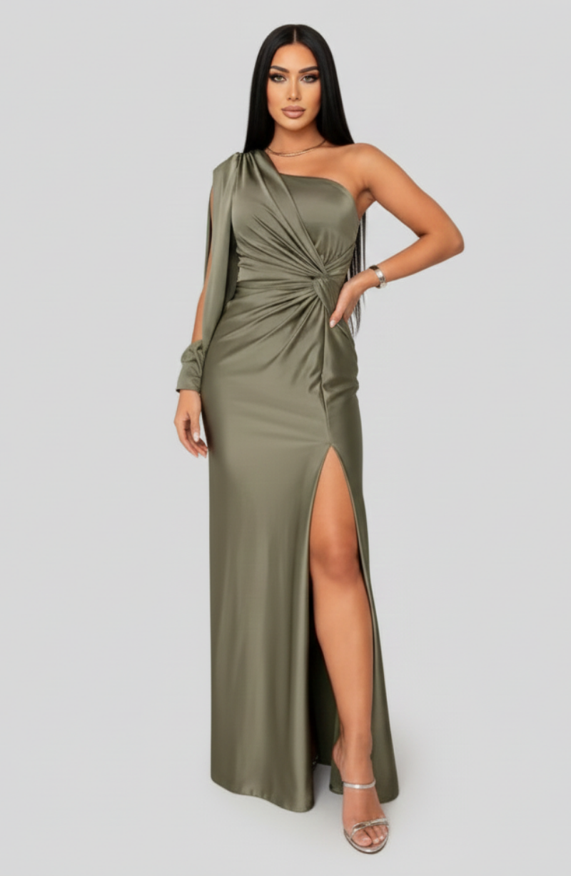 Maxi Dress with Refined Silhouette in Soft Fabric for Special Occasions