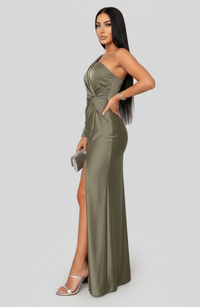 Maxi Dress with Refined Silhouette in Soft Fabric for Special Occasions