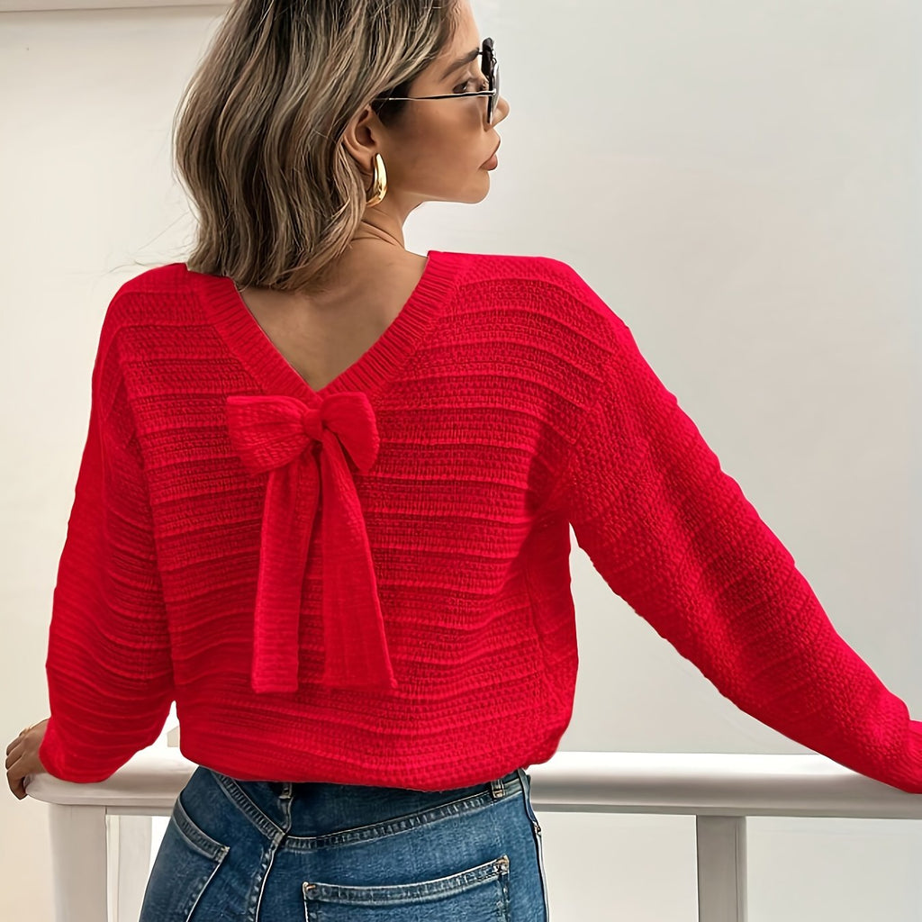 Bow-Detail Knit Sweater in Comfortable Fabric for Casual Wear