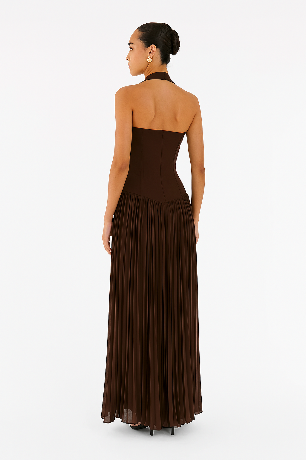 Halterneck Pleated Maxi Dress with Structured Bodice for Formal Events