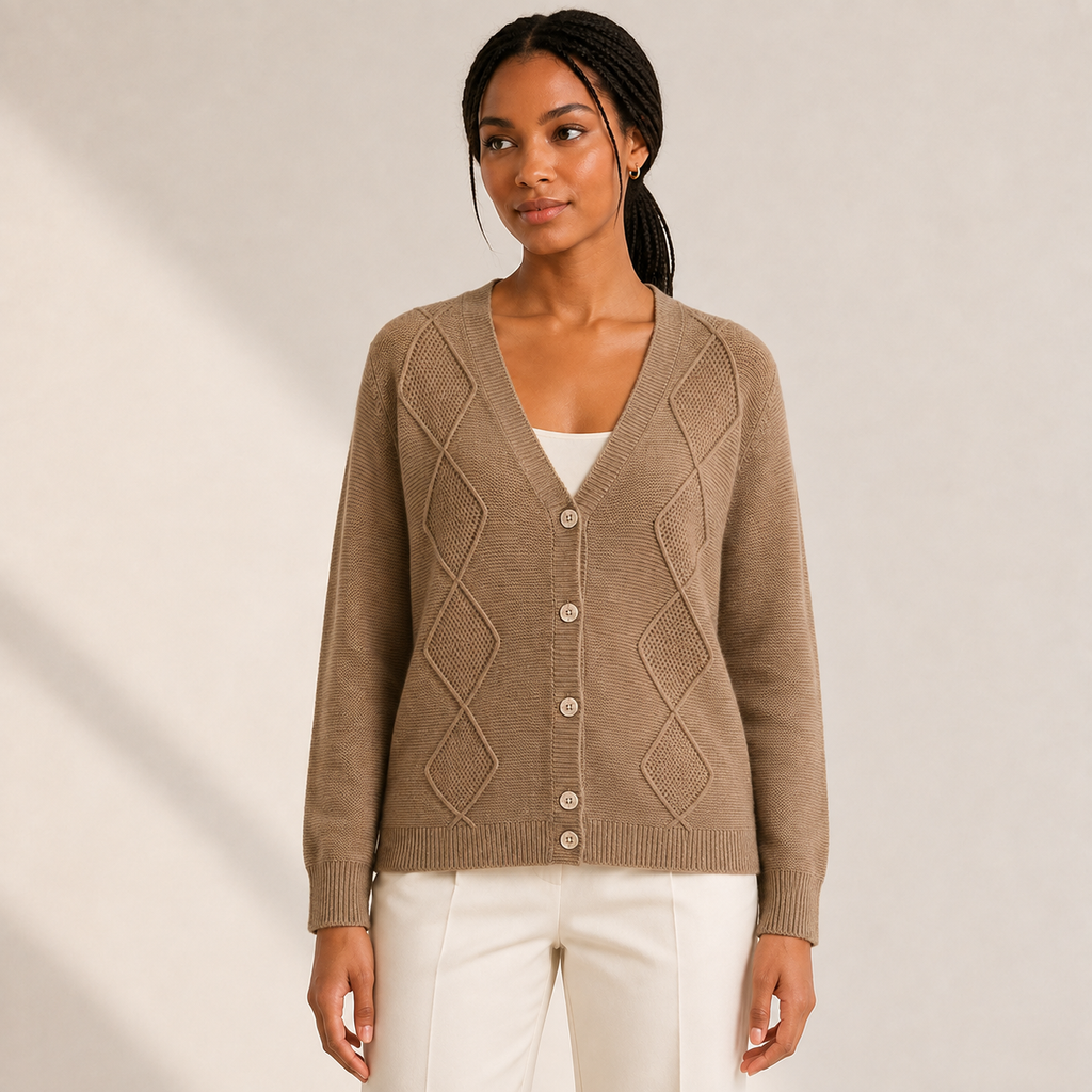 Cosy Layering Essential – Deep V-Neck Rhombus Cardigan