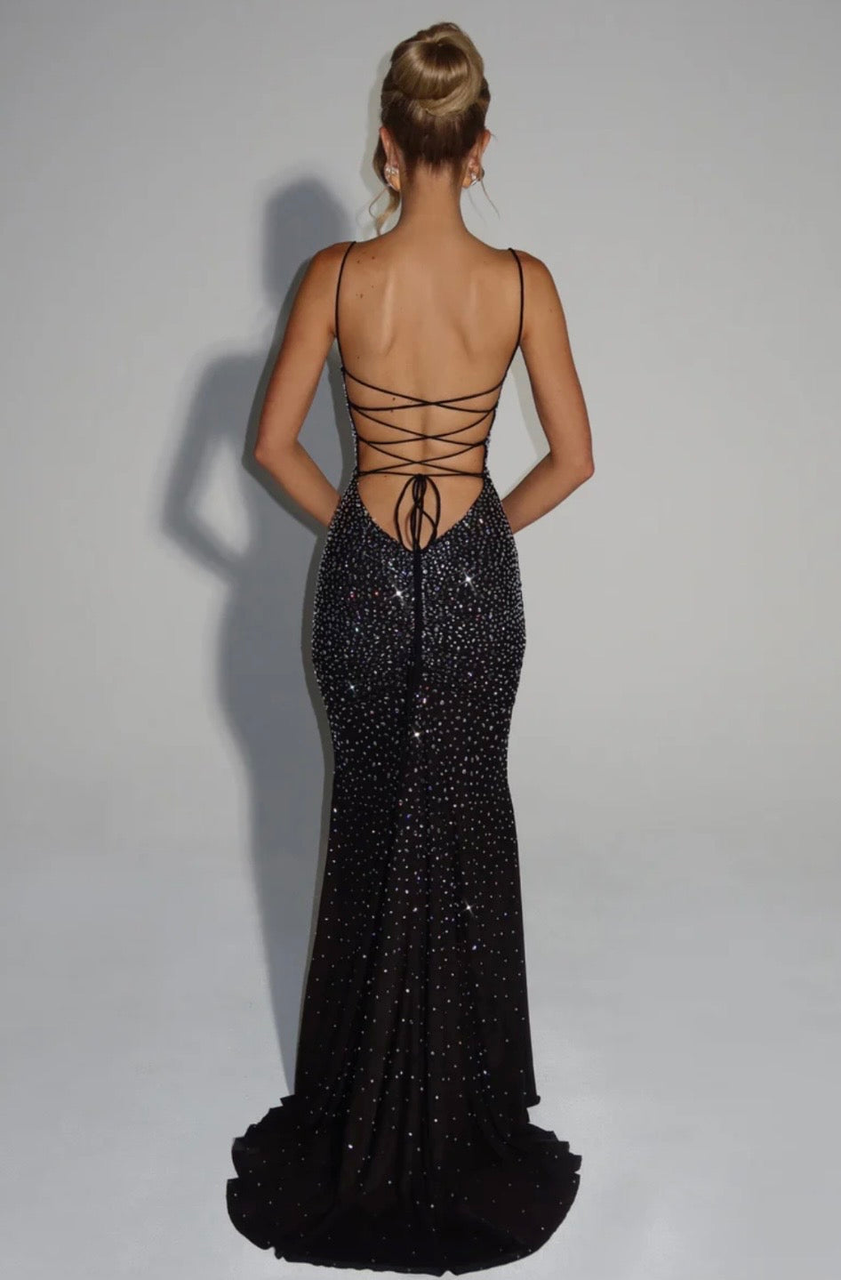 Light-Reflective Sculpted Maxi Dress Women UK – Elegant Evening Gown, Black Tie Cocktail