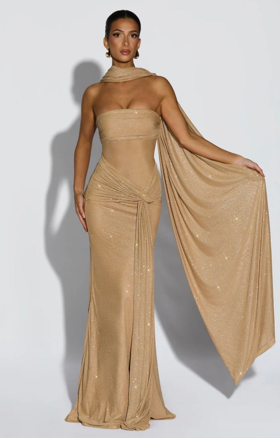 Glittering Mesh Maxi Dress with Sculpted Silhouette for Evening Events