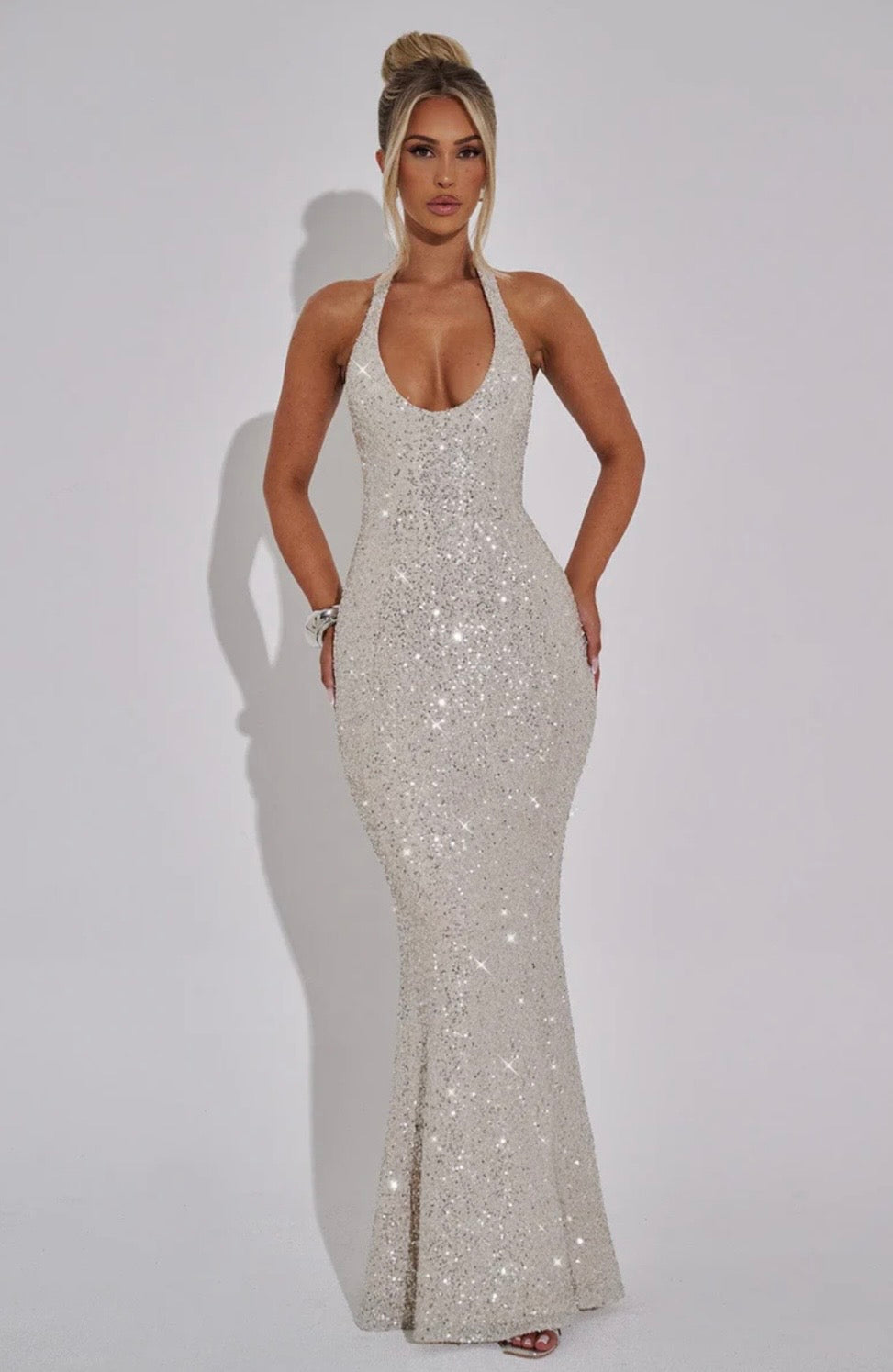 Fishtail Halter Maxi Dress with Embellishments for Formal Events
