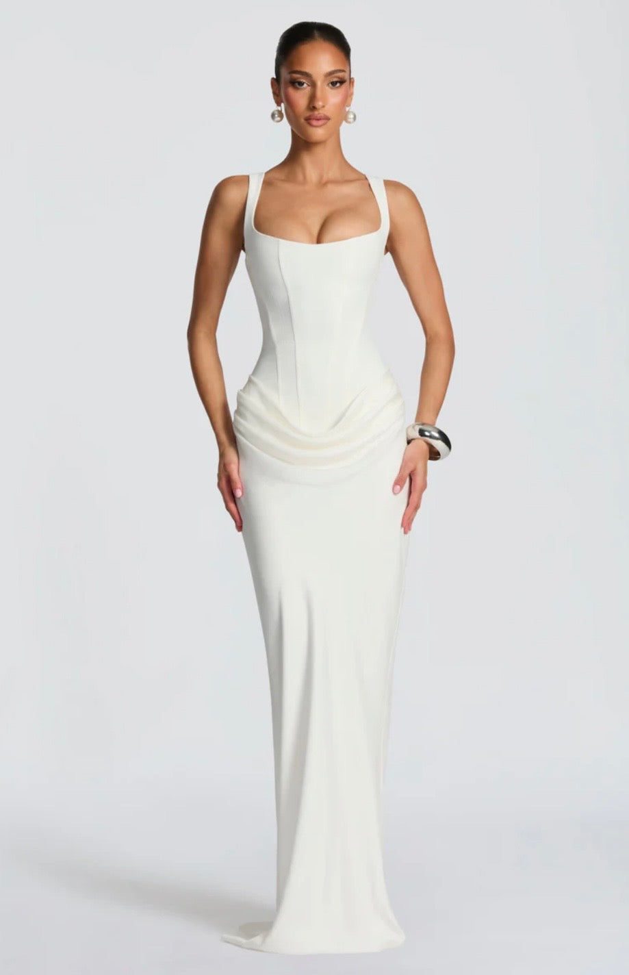 Lowered Waist Square Neck Crepe Maxi Dress for Formal Events