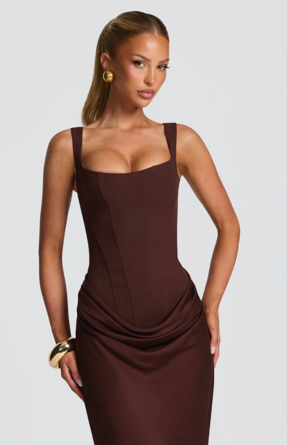 Lowered Waist Square Neck Crepe Maxi Dress for Formal Events