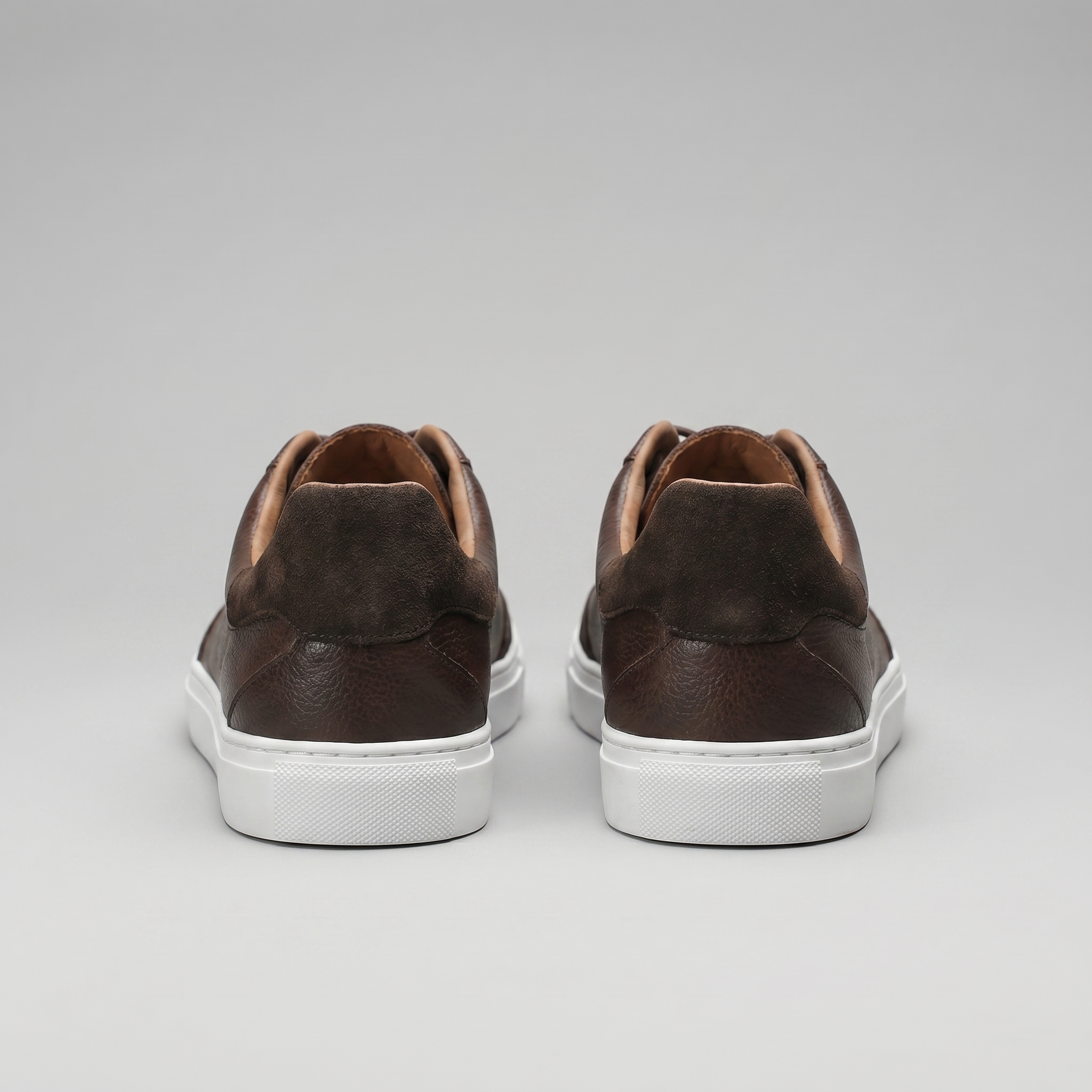 Low-Top Leather Sneakers for Men - Casual Footwear for Everyday Wear