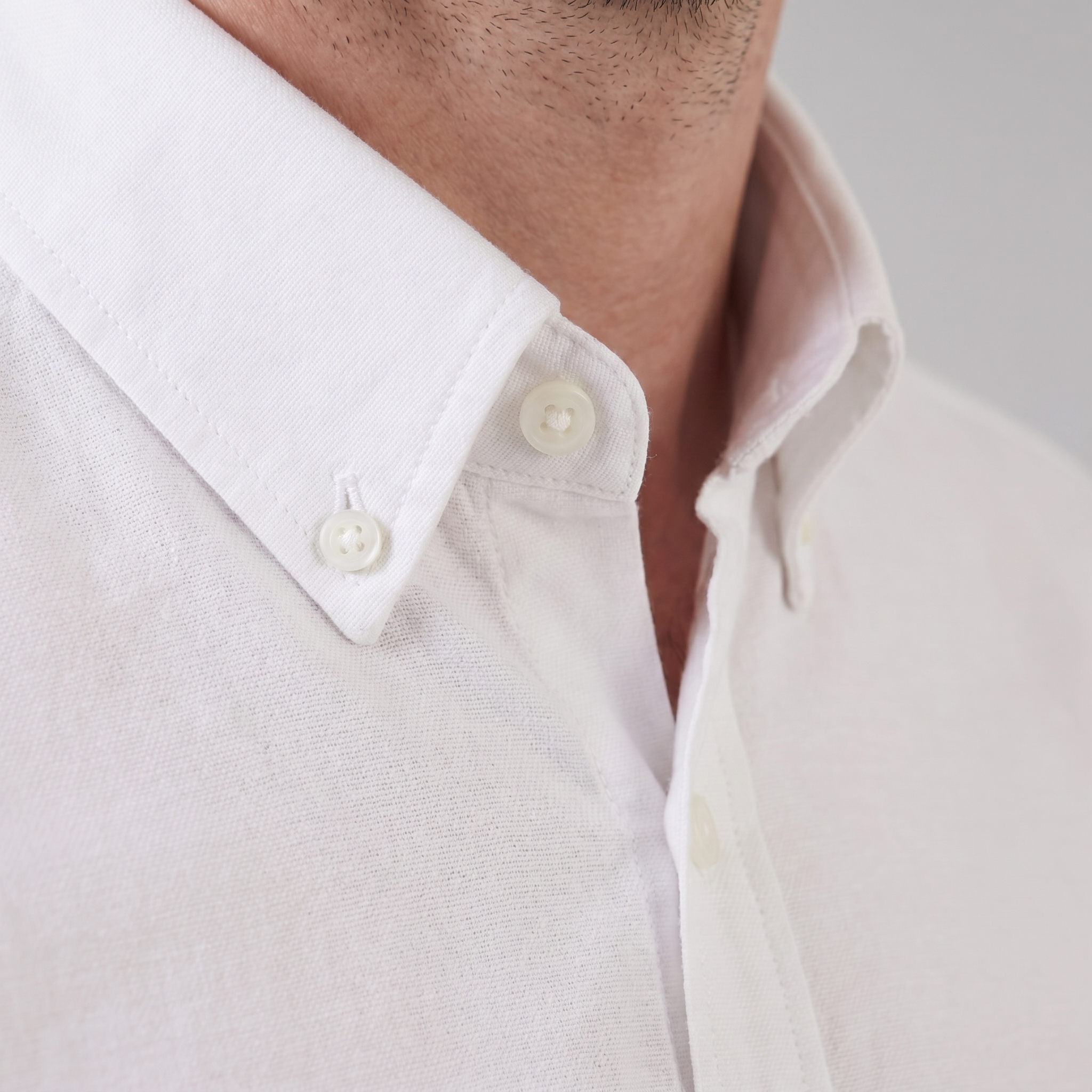 Men's Cotton Oxford Button-Down Dress Shirt for Formal and Casual Wear