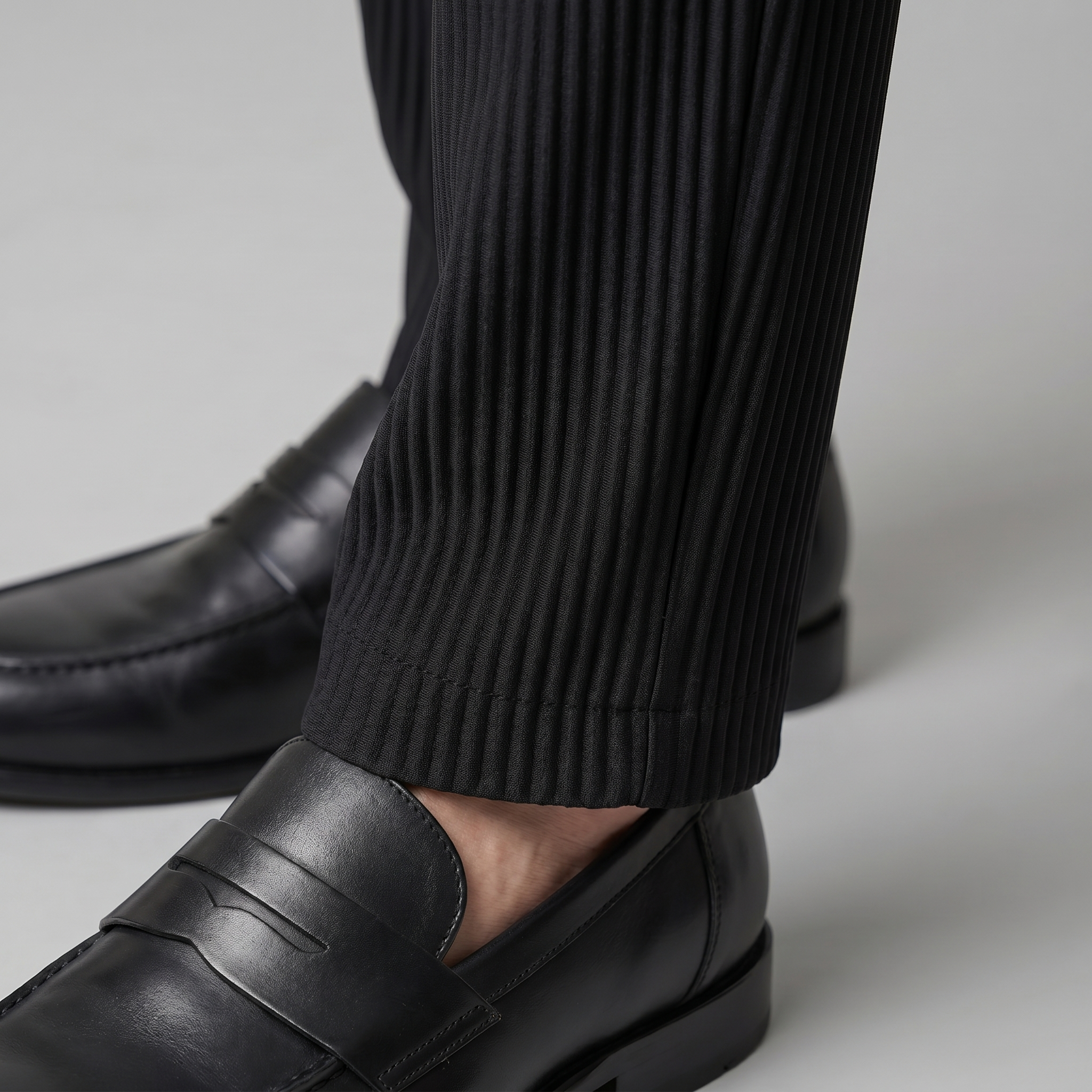 Men's Ribbed Cotton Trousers for Casual Everyday Wear