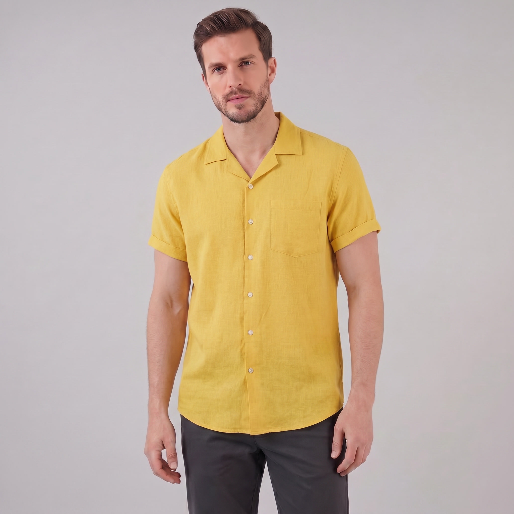 Men's Short-Sleeve Camp Collar Shirt - Lightweight Cotton for Casual Wear
