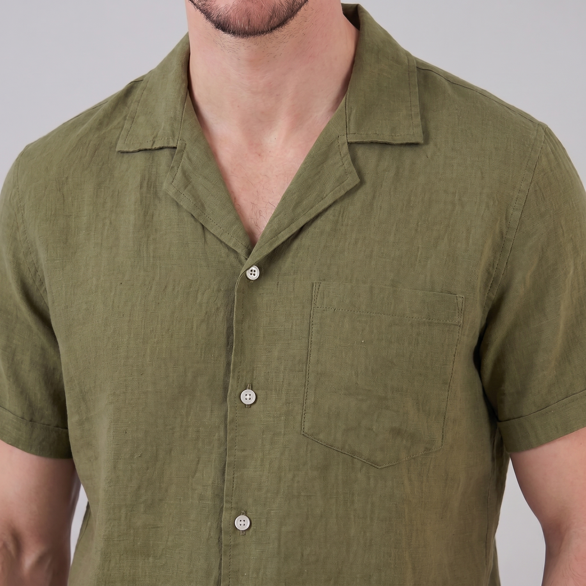 Men's Short-Sleeve Camp Collar Shirt - Lightweight Cotton for Casual Wear
