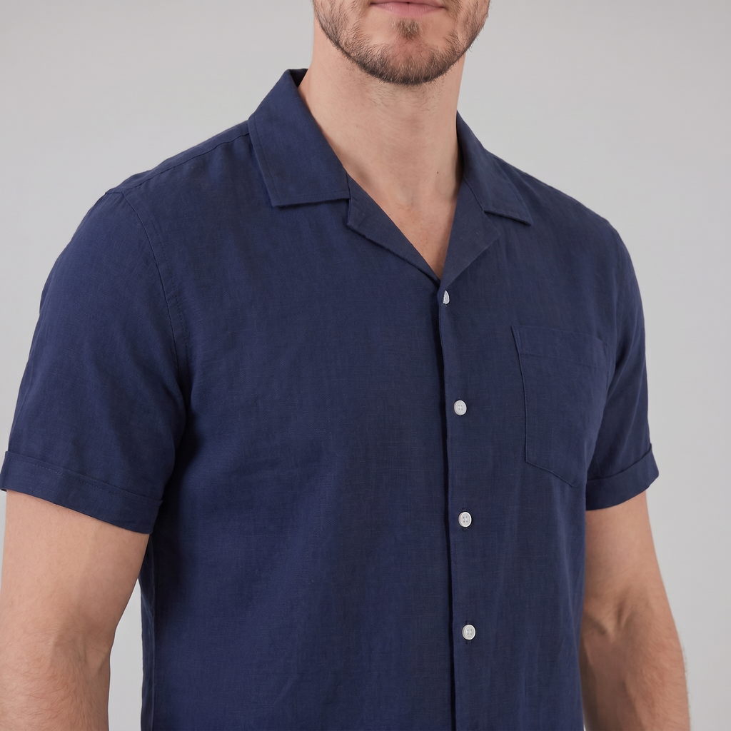 Men's Short-Sleeve Camp Collar Shirt - Lightweight Cotton for Casual Wear