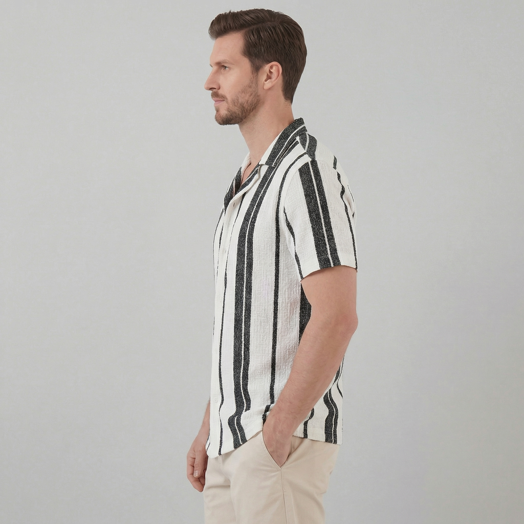 Men's Short Sleeve Cotton Button-Down Shirt for Casual Wear