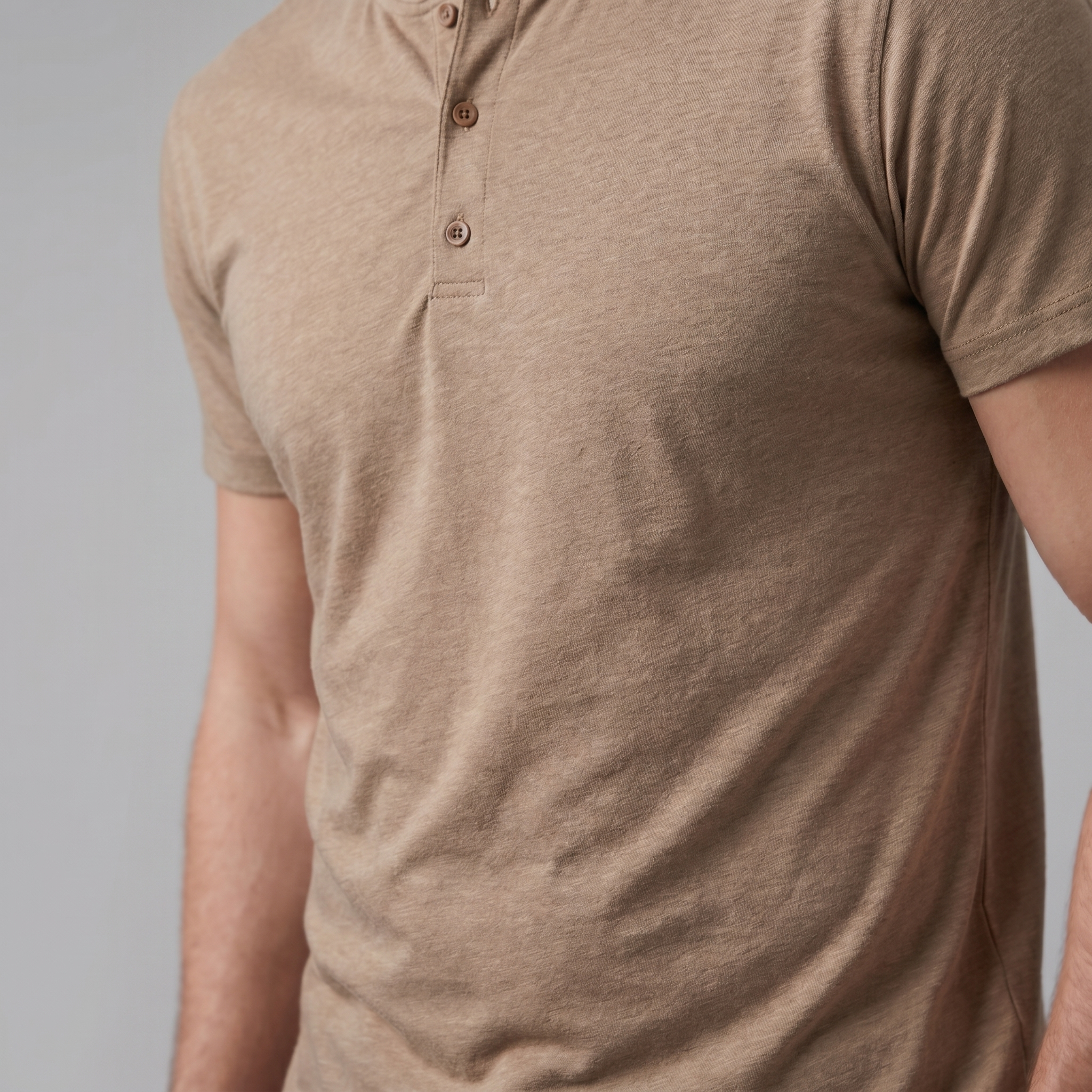Men's Short Sleeve Cotton Henley Shirt for Casual Wear and Everyday Comfort