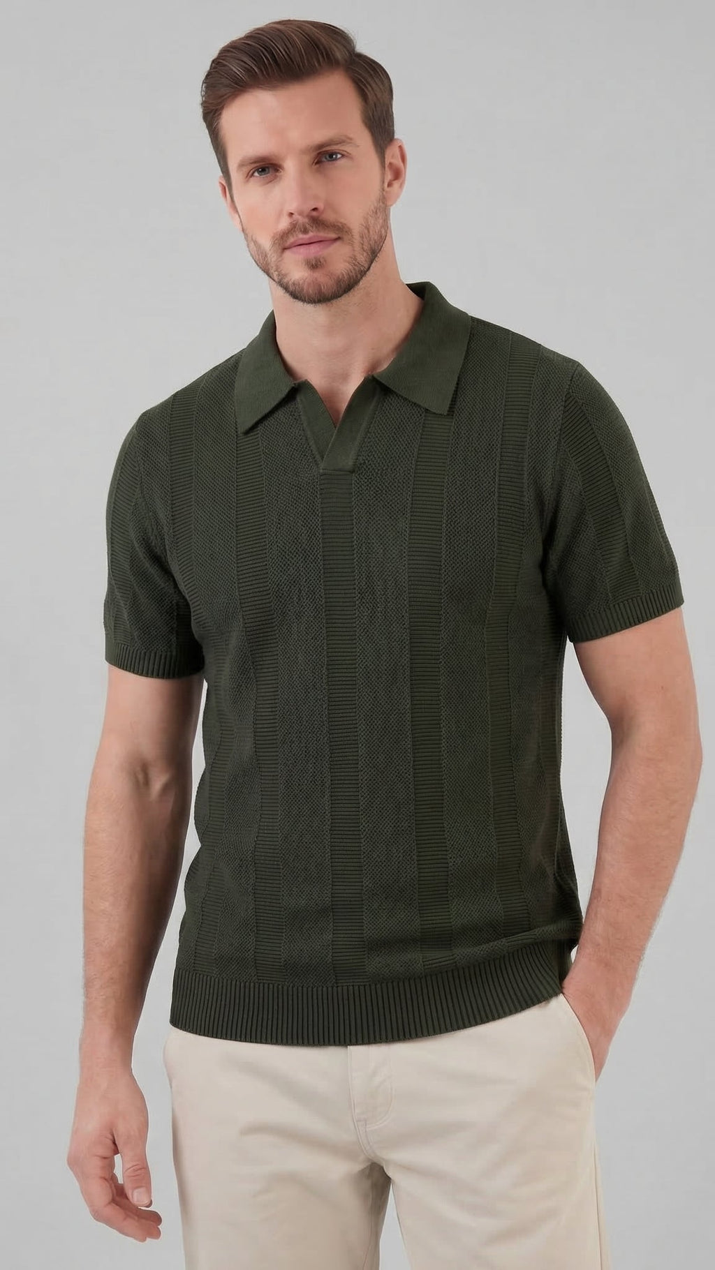 Men's Short Sleeve Knit Polo Shirt - Modern Design for Casual Wear