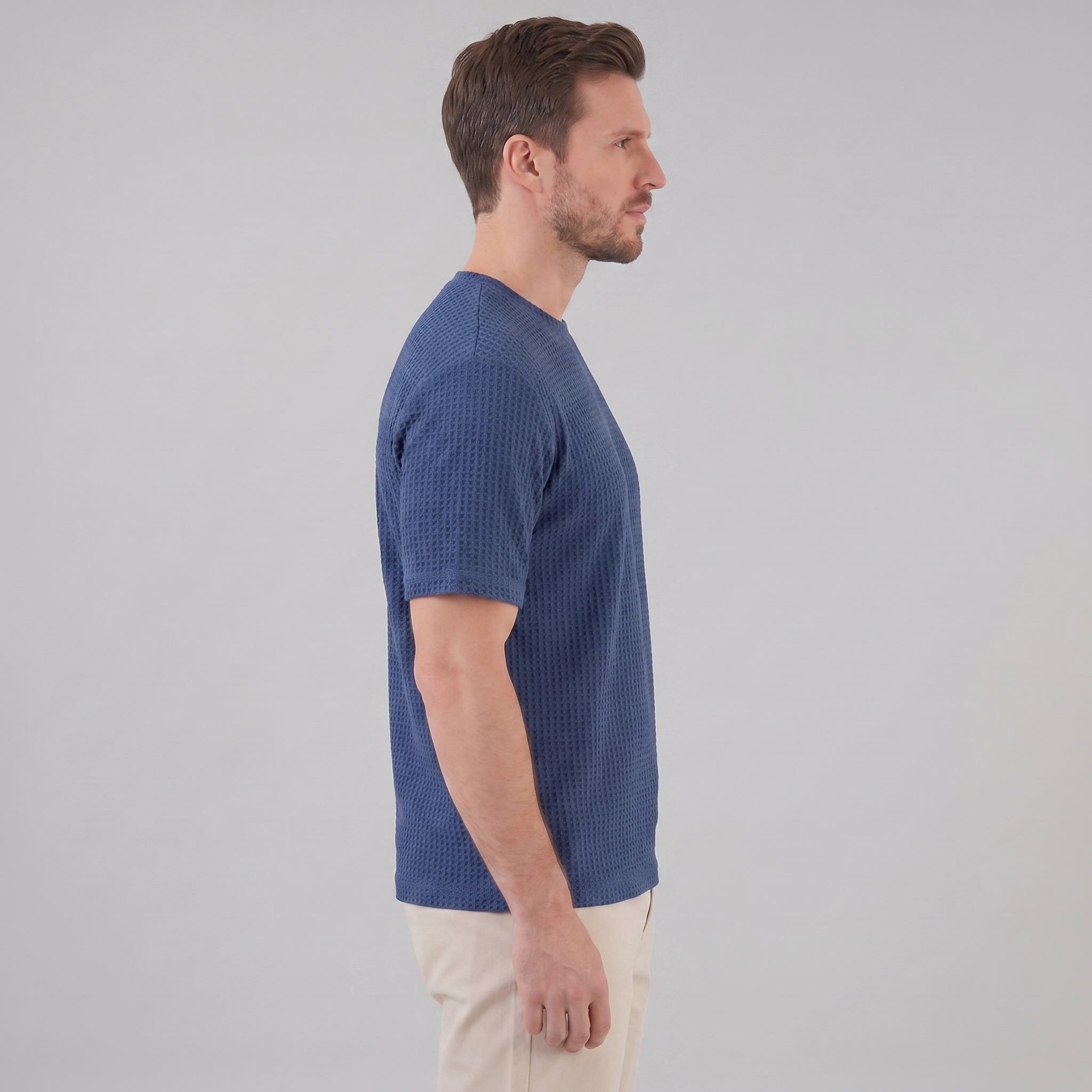 Men's Structured Cotton T-Shirt for Summer Casual Wear