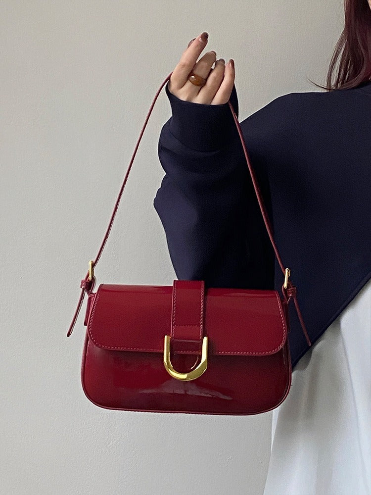 Crimson Vegan Leather Shoulder Bag Women UK – Stylish Everyday Tote, Office Wear & Smart Casual