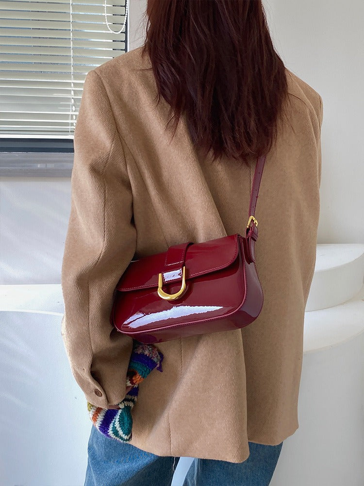 Crimson Vegan Leather Shoulder Bag Women UK – Stylish Everyday Tote, Office Wear & Smart Casual