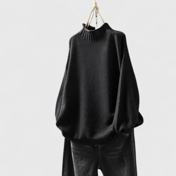 Sophisticated Women's Jumper in Soft Knit for Casual or Office Wear