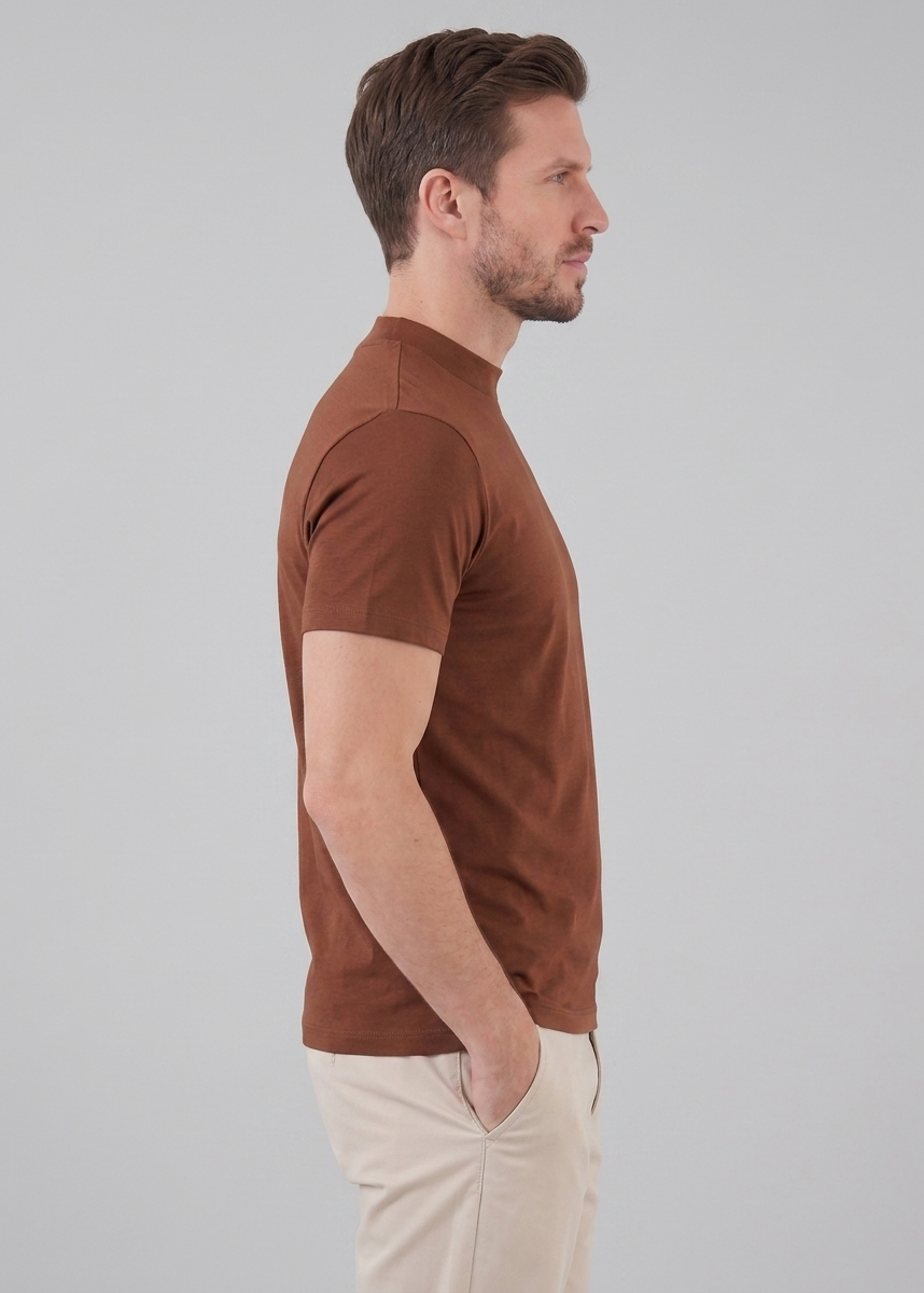 Shiny Men's Crewneck T-Shirt - Lightweight Fabric for Casual Wear