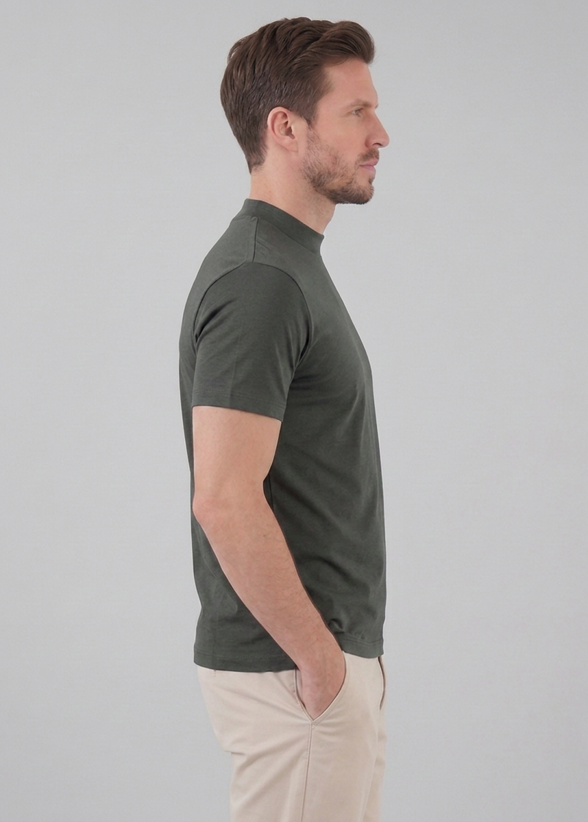 Shiny Men's Crewneck T-Shirt - Lightweight Fabric for Casual Wear