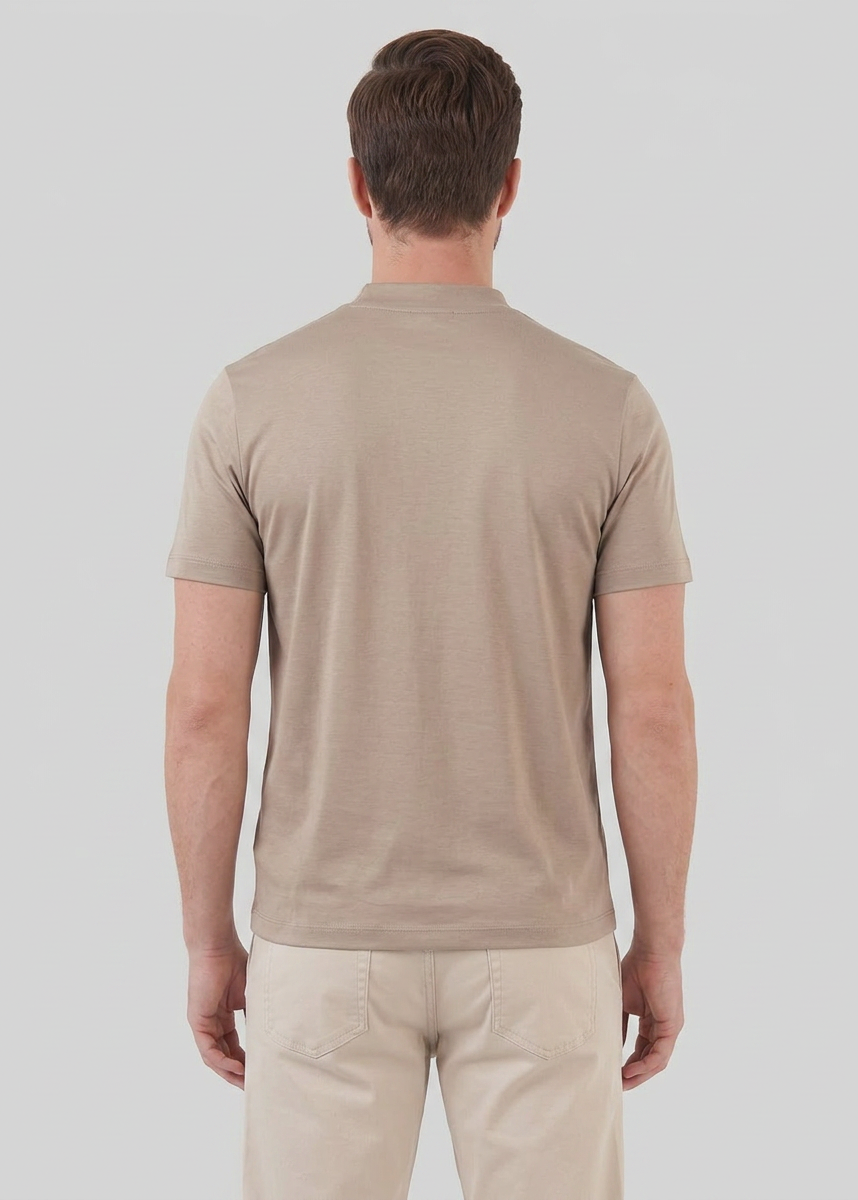 Shiny Men's Crewneck T-Shirt in Soft Fabric for Casual Wear
