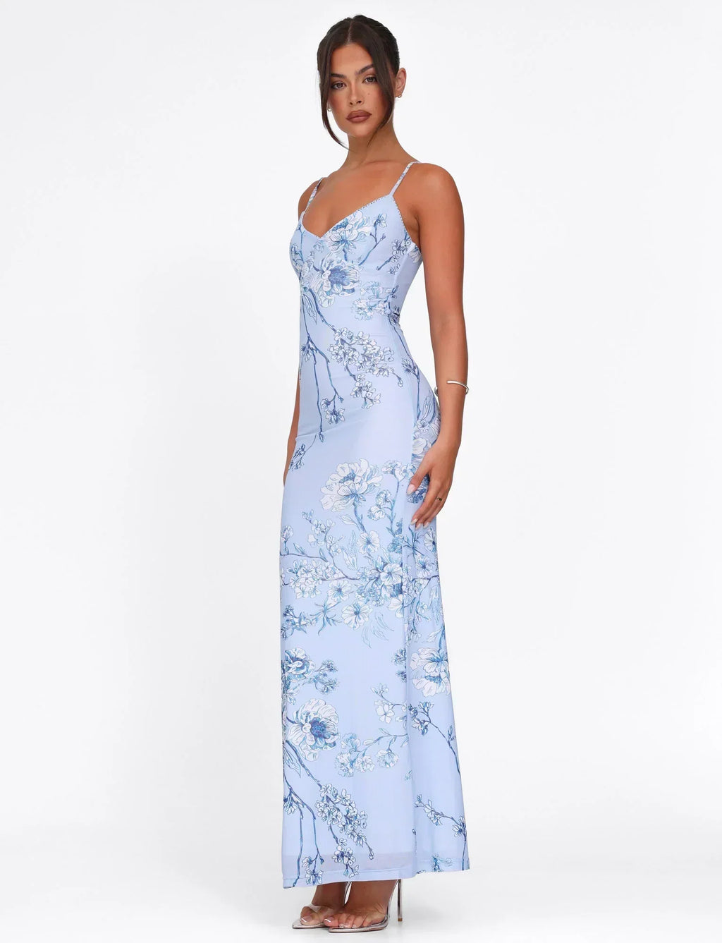 Rose Stripe Maxi Dress | Sleeveless Flowing Design for Casual Wear