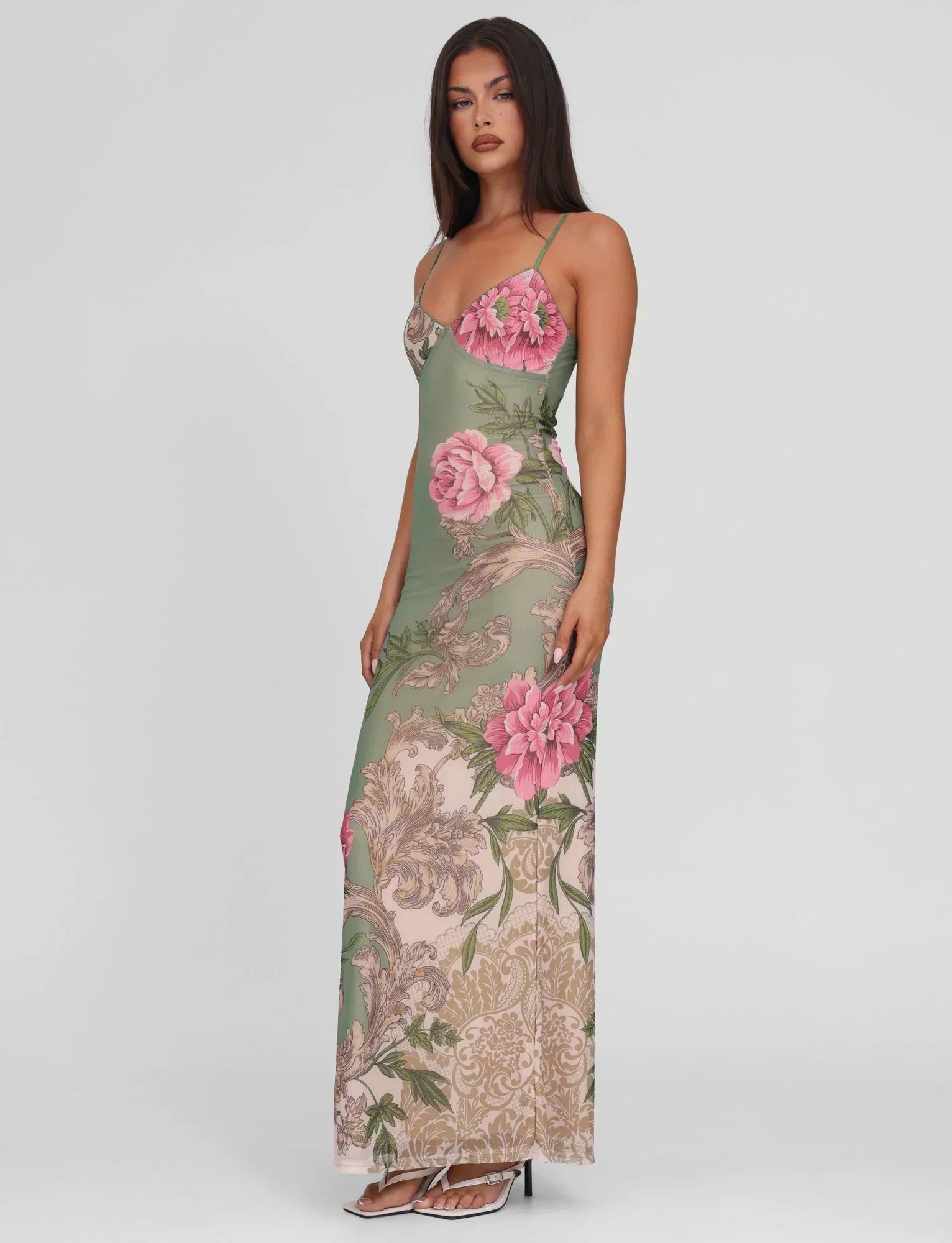 Rose Stripe Maxi Dress | Sleeveless Flowing Design for Casual Wear