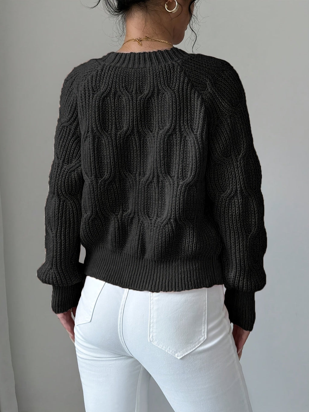 Soft Bow-Detail Long Sleeve Cardigan in Comfortable Knit for Casual Wear