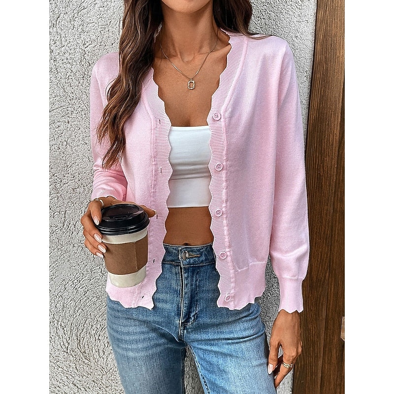 Scalloped Button-Front Cardigan in Soft Knit for Women’s Casual Wear