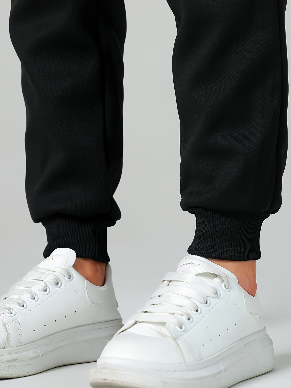 Cozy Cuffed Joggers for Women | Soft Fleece Material | Casual Loungewear