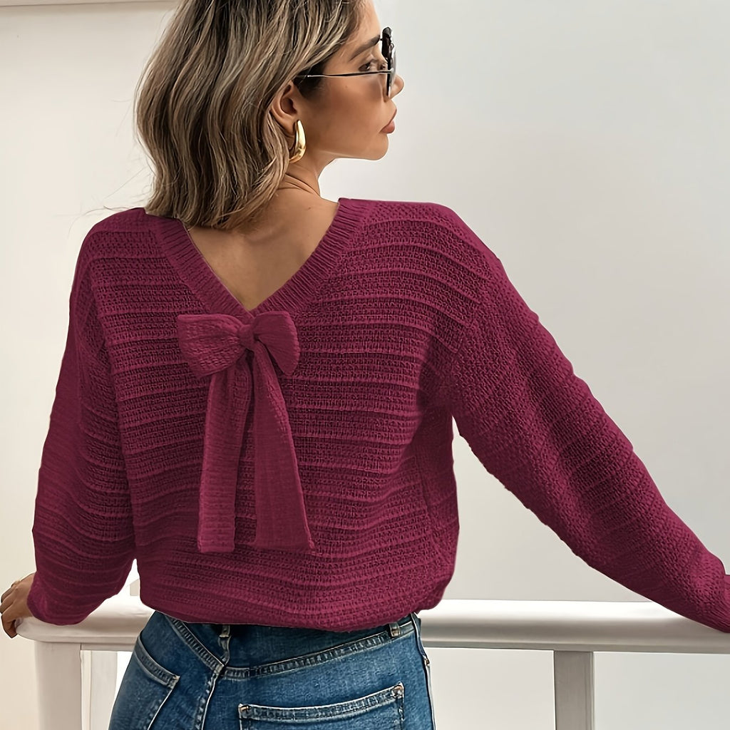Bow-Detail Knit Sweater in Comfortable Fabric for Casual Wear