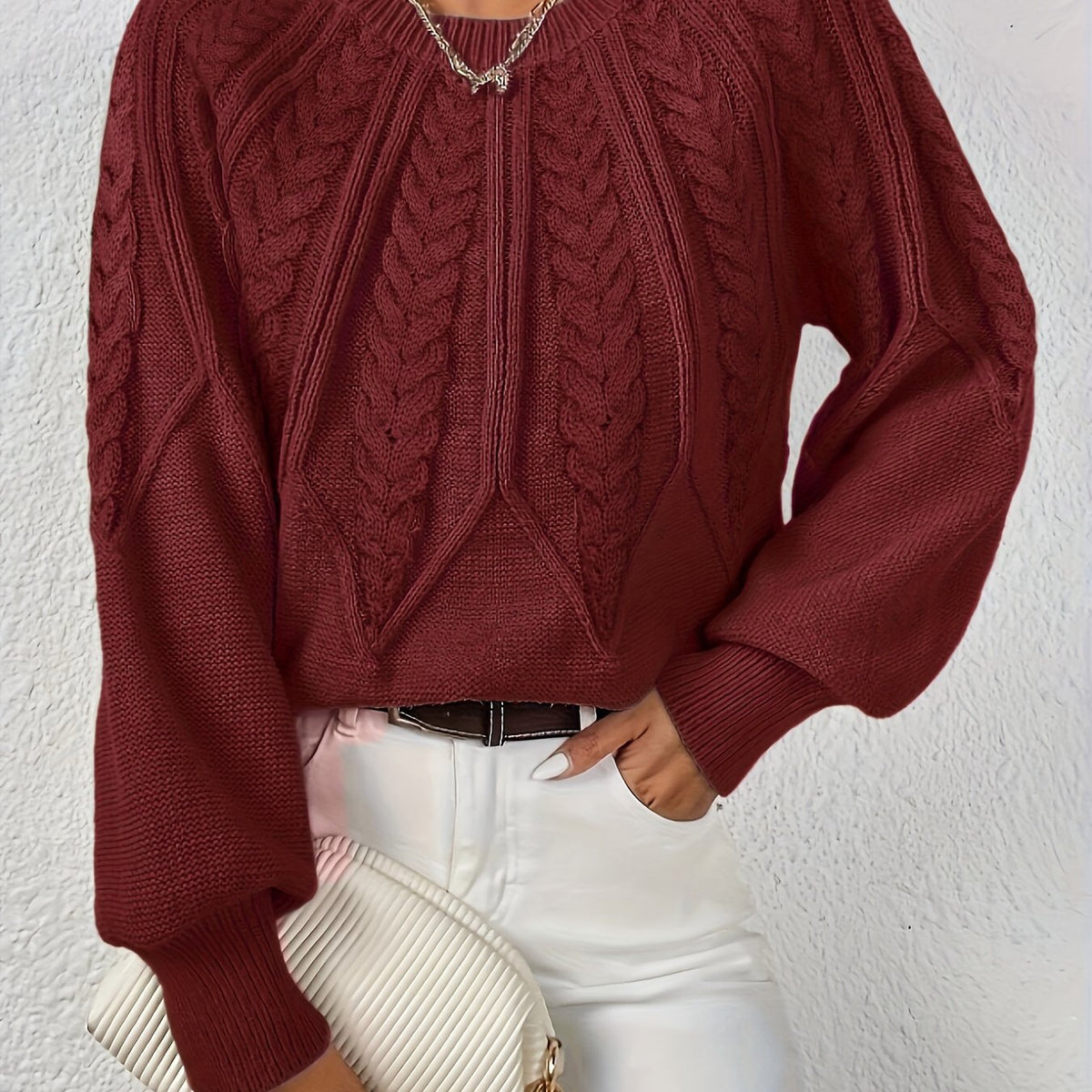 Women's Cable-Knit Cropped Jumper with Ribbed Crew Neck for Casual Wear