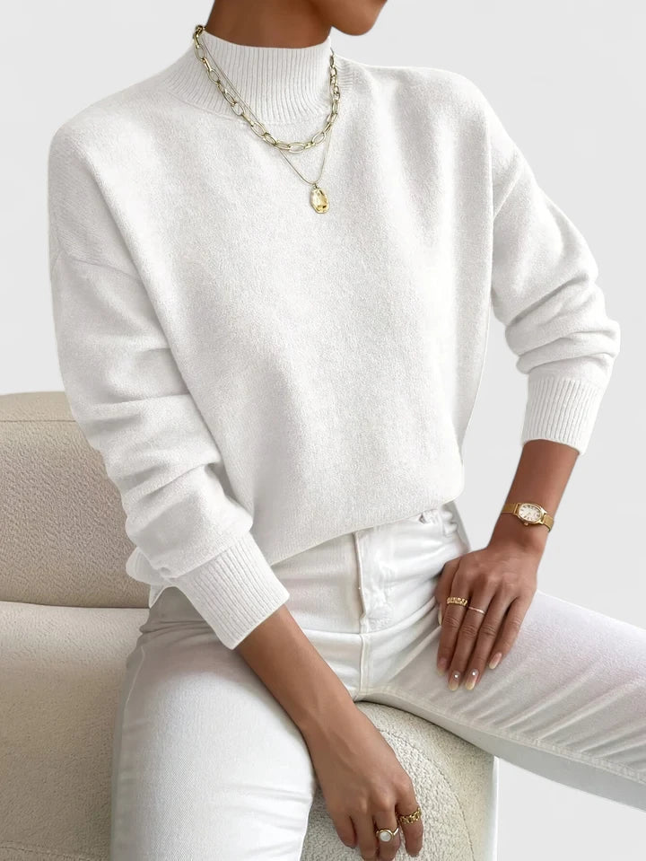 Elegant Roll Neck Jumper in Soft Knit for Casual and Smart Wear